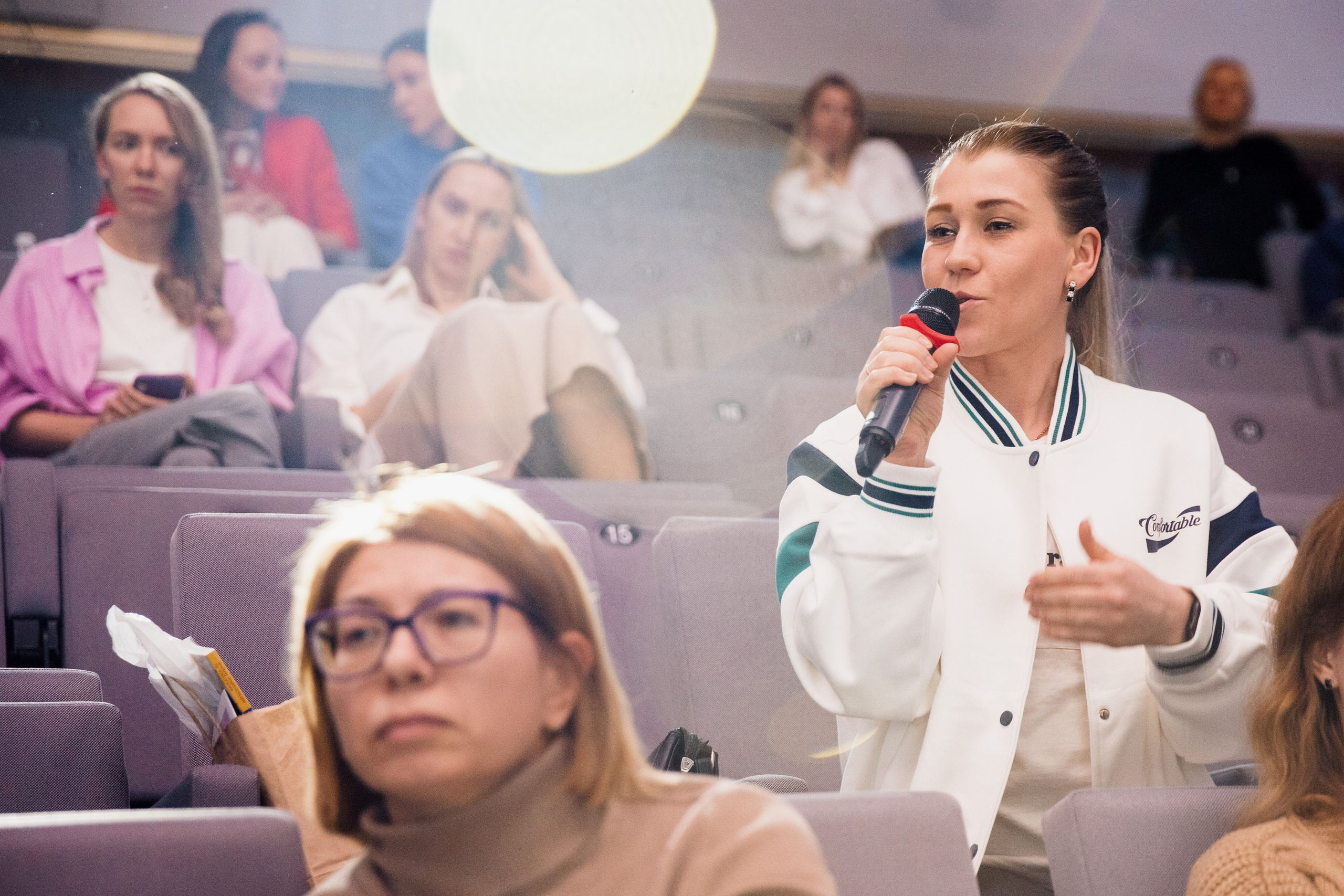 Конференция для мам. Репортажный и портретный фотограф в Екатеринбурге Гизатуллин Марат