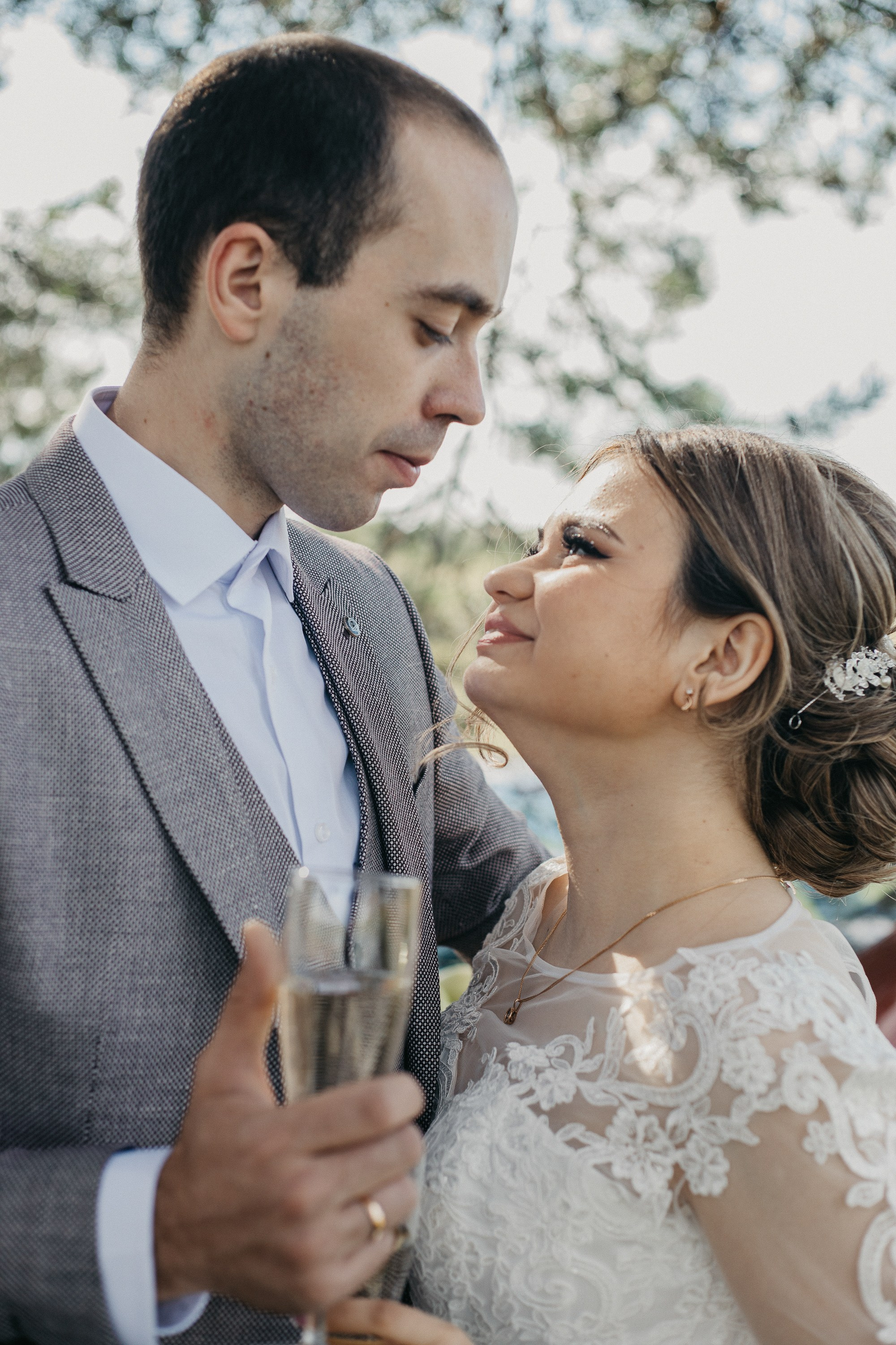 Свадебная фотосессия в Серпухове Михаила и Елены. Выпускные альбомы в Серпухове