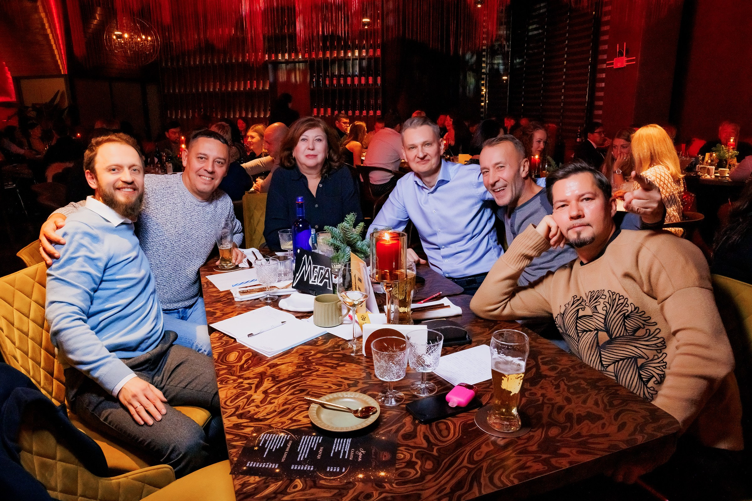 Вокруг Света за 60 Секунд-Sunset Meat Restaurant. Репортажный фотограф в Алматы Каюпов Сержан