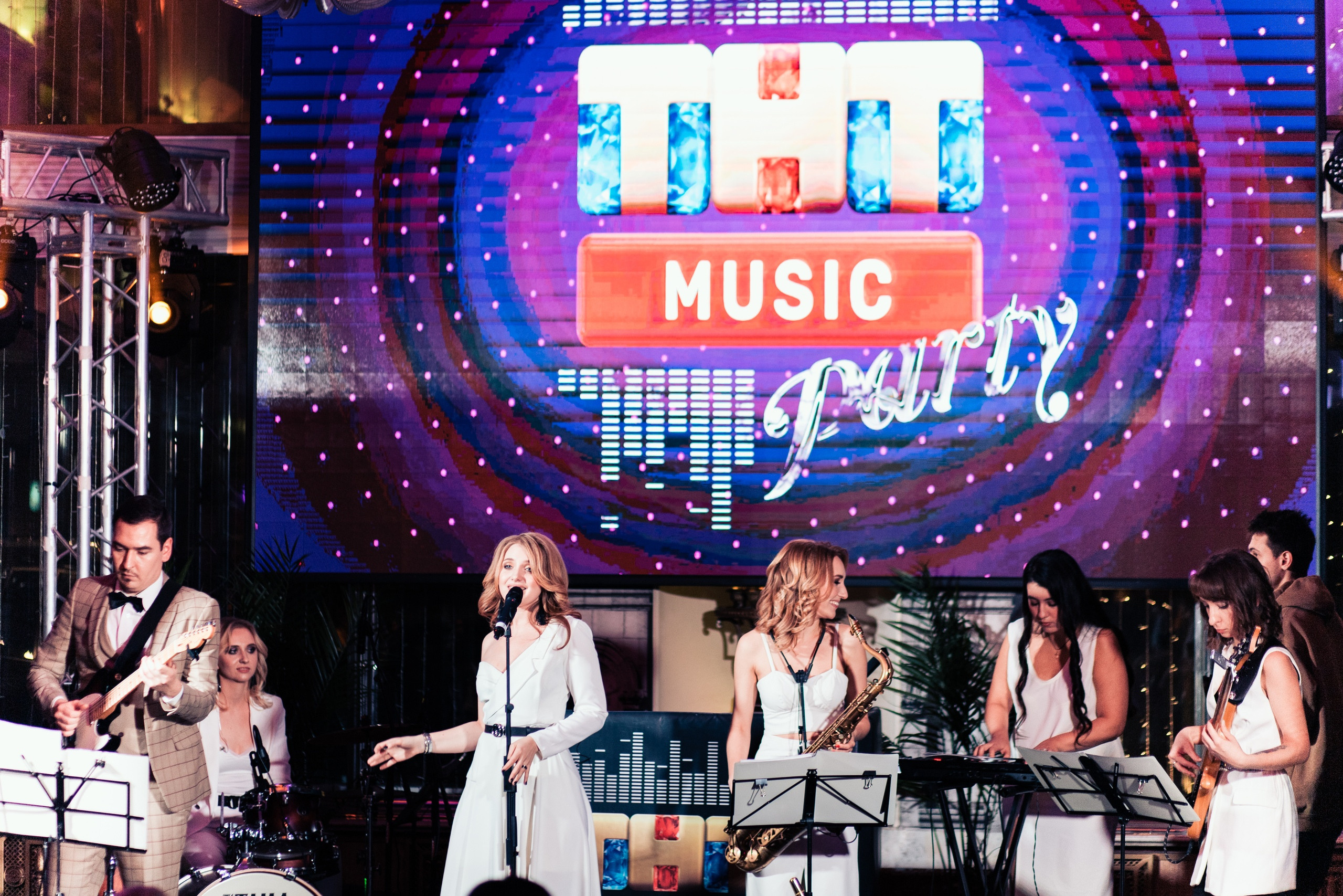 TNT music party. Главная