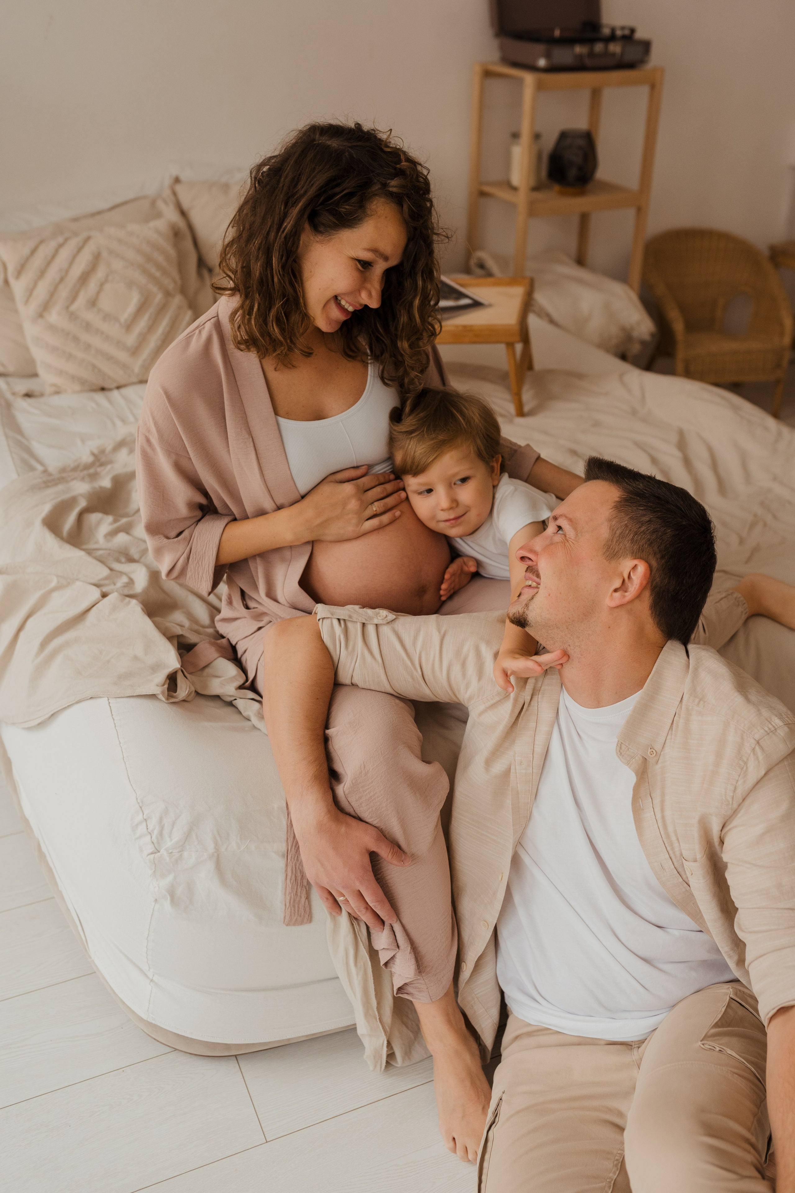 Семейная фотосессия в студии в Москве, семейный фотограф Анна Полушина. Свадебный фотограф в Москве Анна Полушина