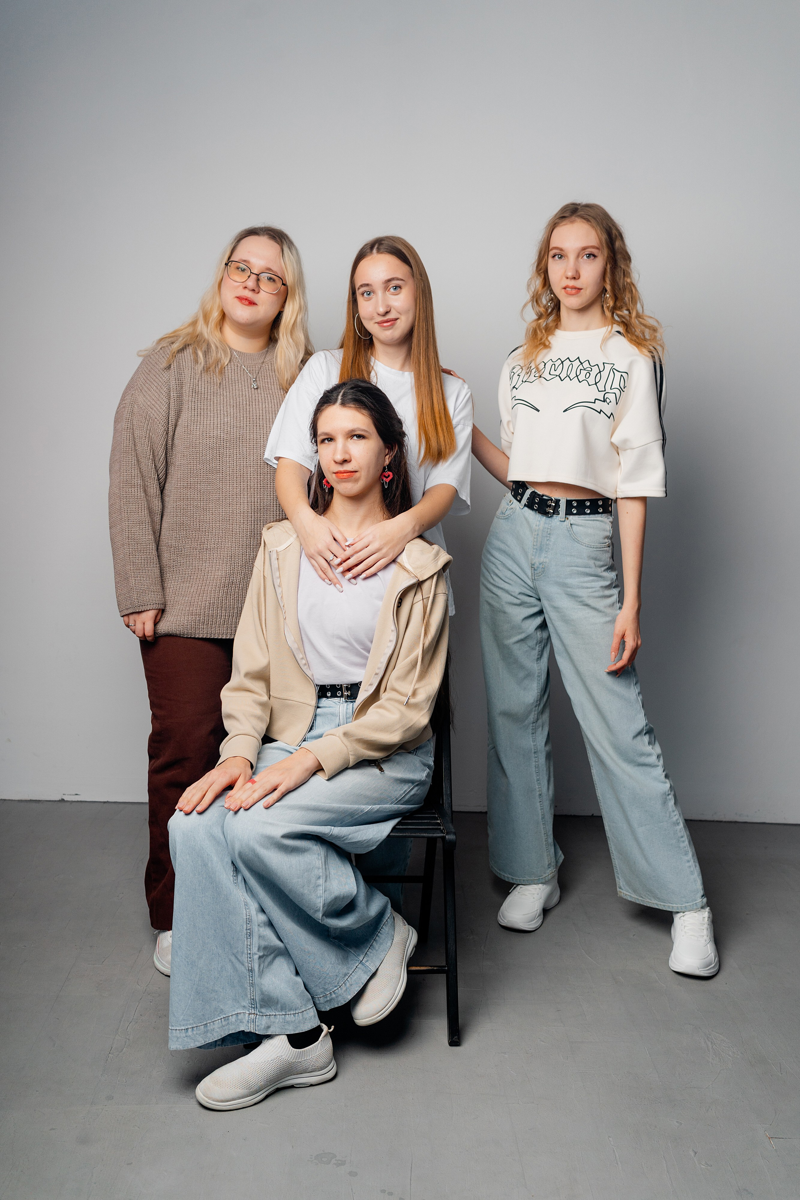 11 класс Студия. Фотограф Софья Володкина