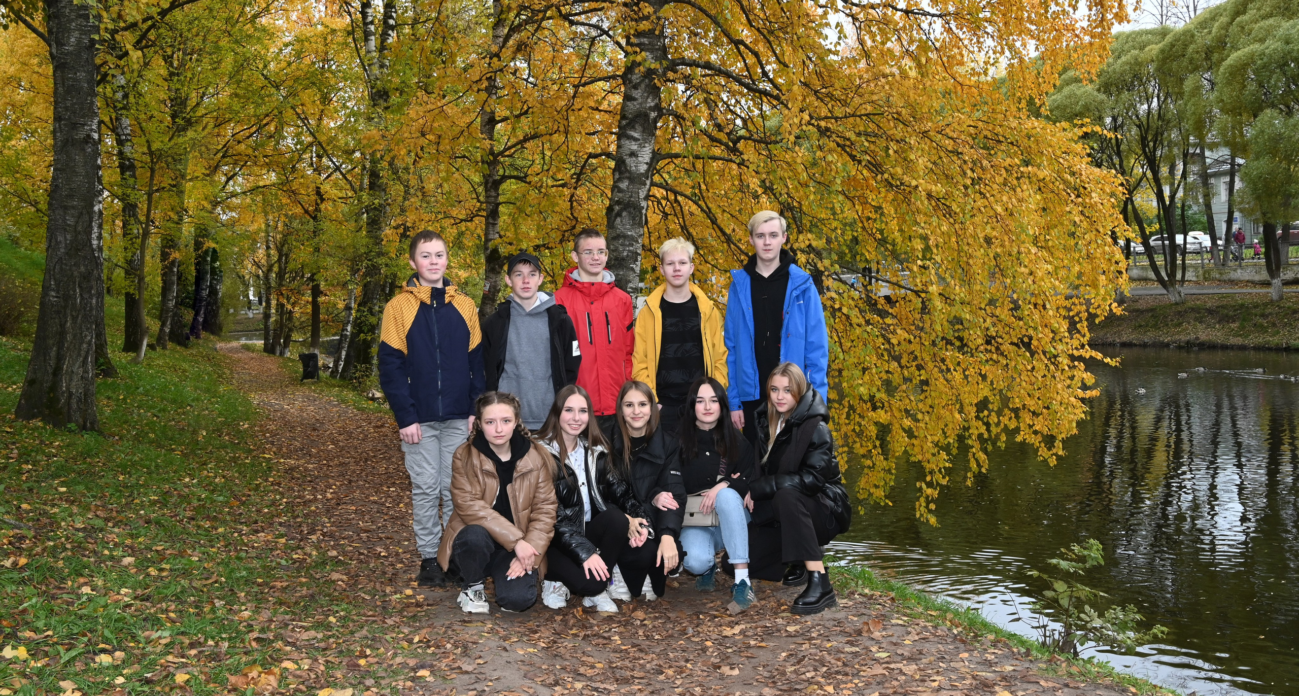 Фотоальбомы, фотокниги, альбомы для учеников старших и выпускных классов в школах в городе Вологда