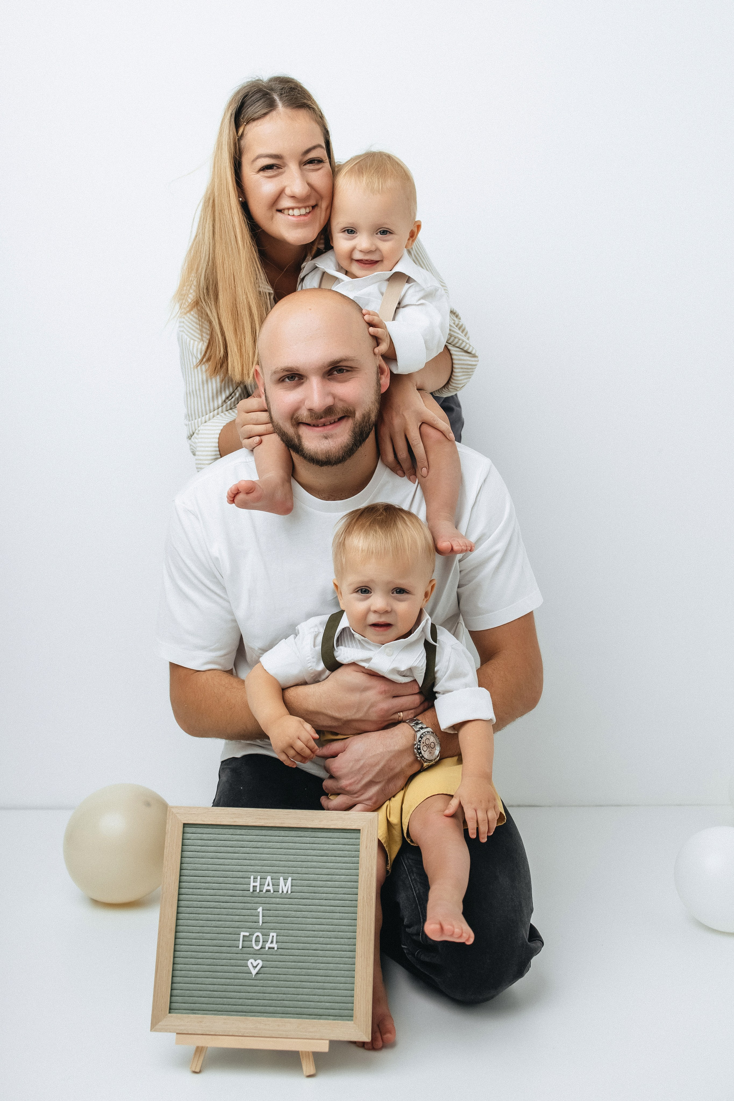 Годики в моей студии. Главная