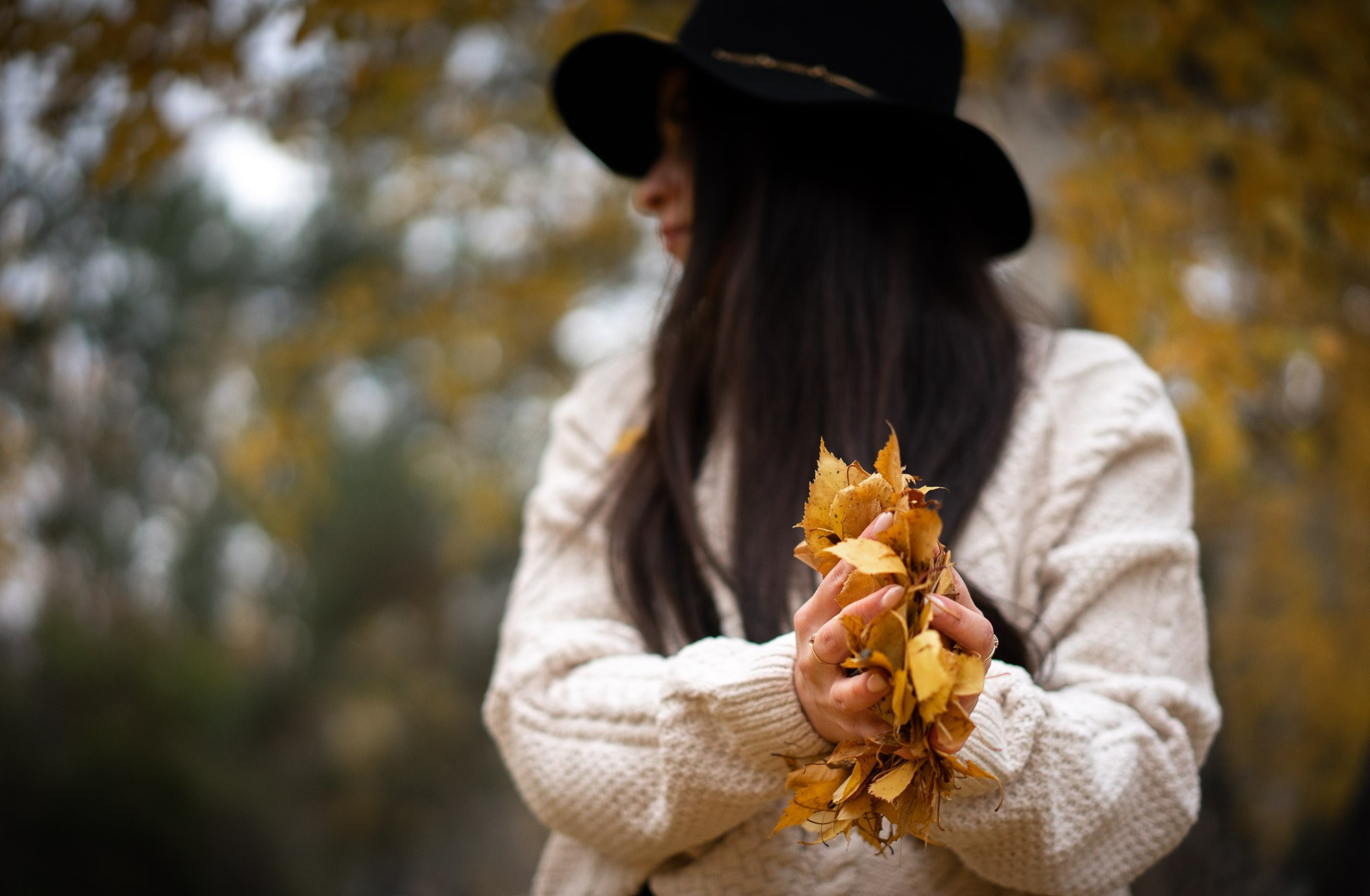 Портретная фотосессия на улице осенью. Фотограф Екатеринбург Кокшарова Александра