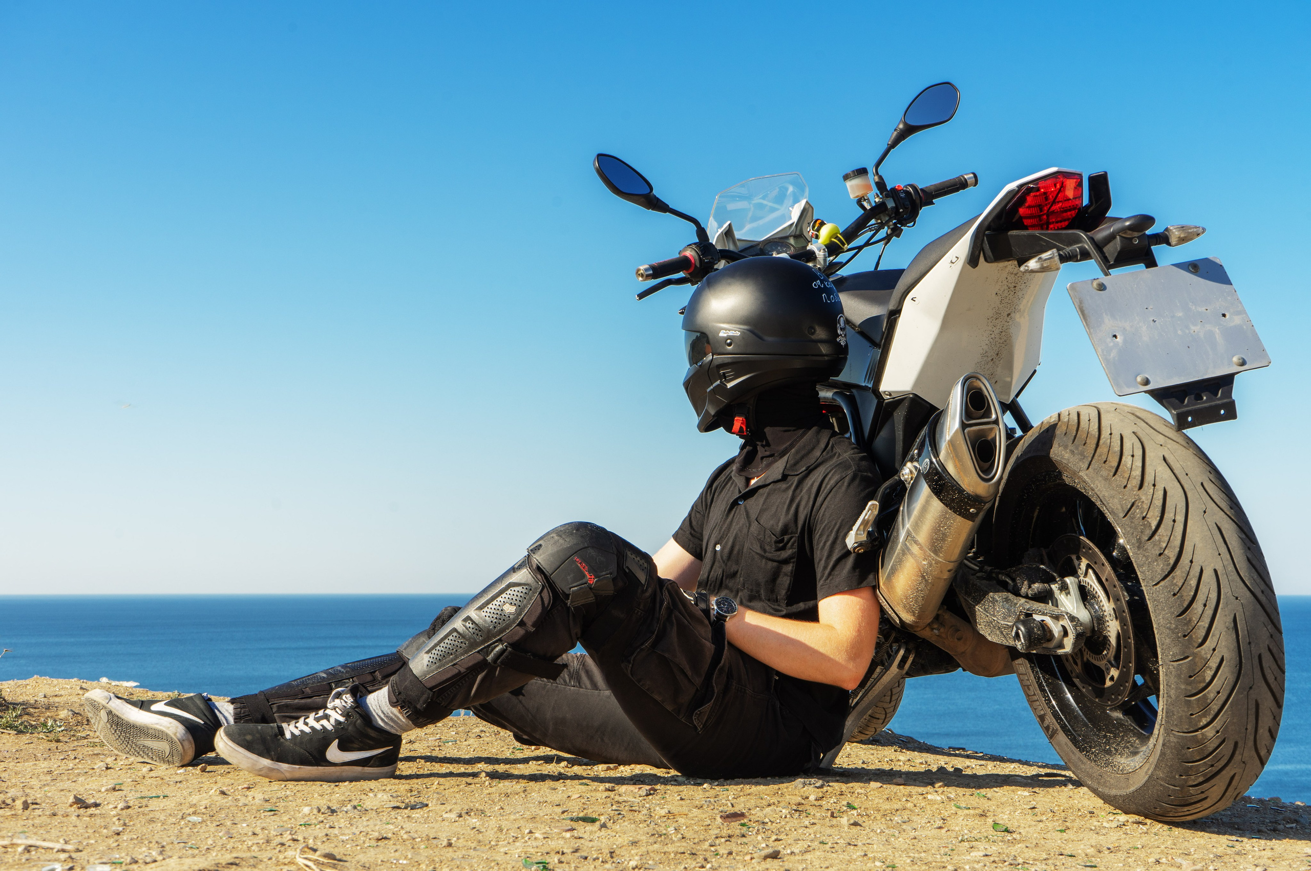 Мужская фотосессия с мото. Фотограф Екатеринбург Кокшарова Александра