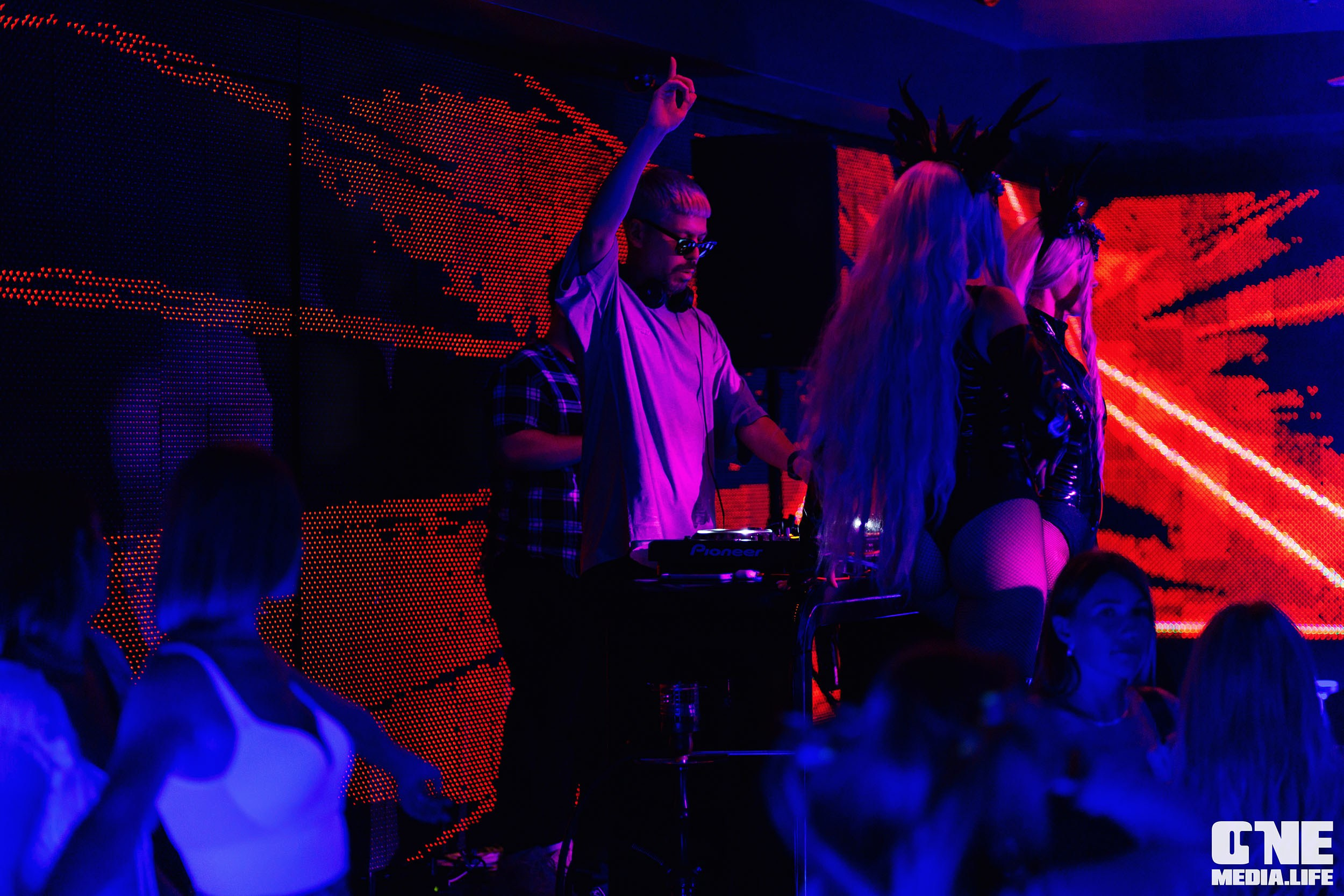 Фоторепортаж из РК Планета. One Media Life: фоторепортажи, фотоотчеты с мероприятий и заведений