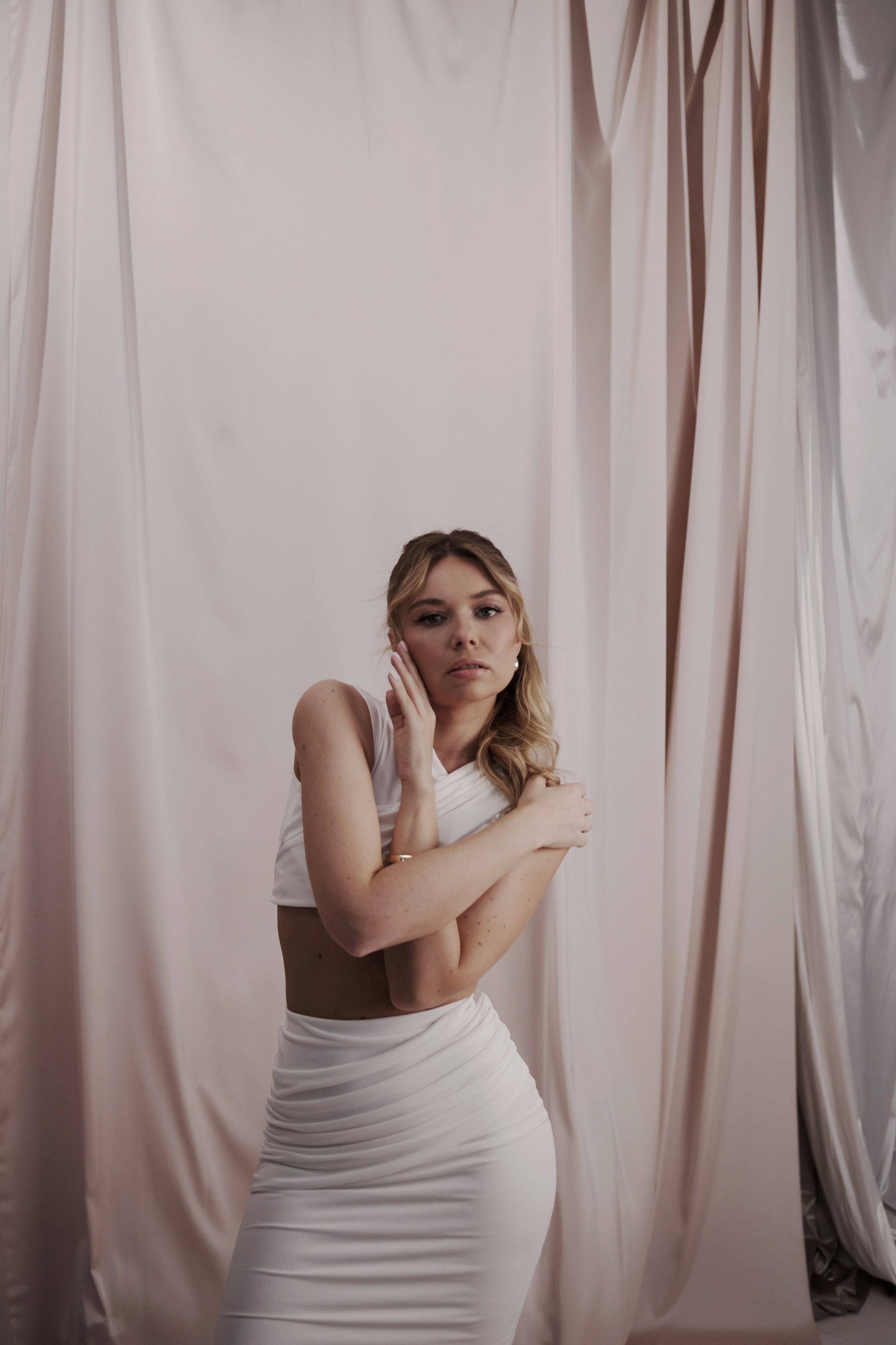 Md: @lovexxxxMuah: @mari.bulatovaOrg: @creative_photodayLoc: @daily_photostudio