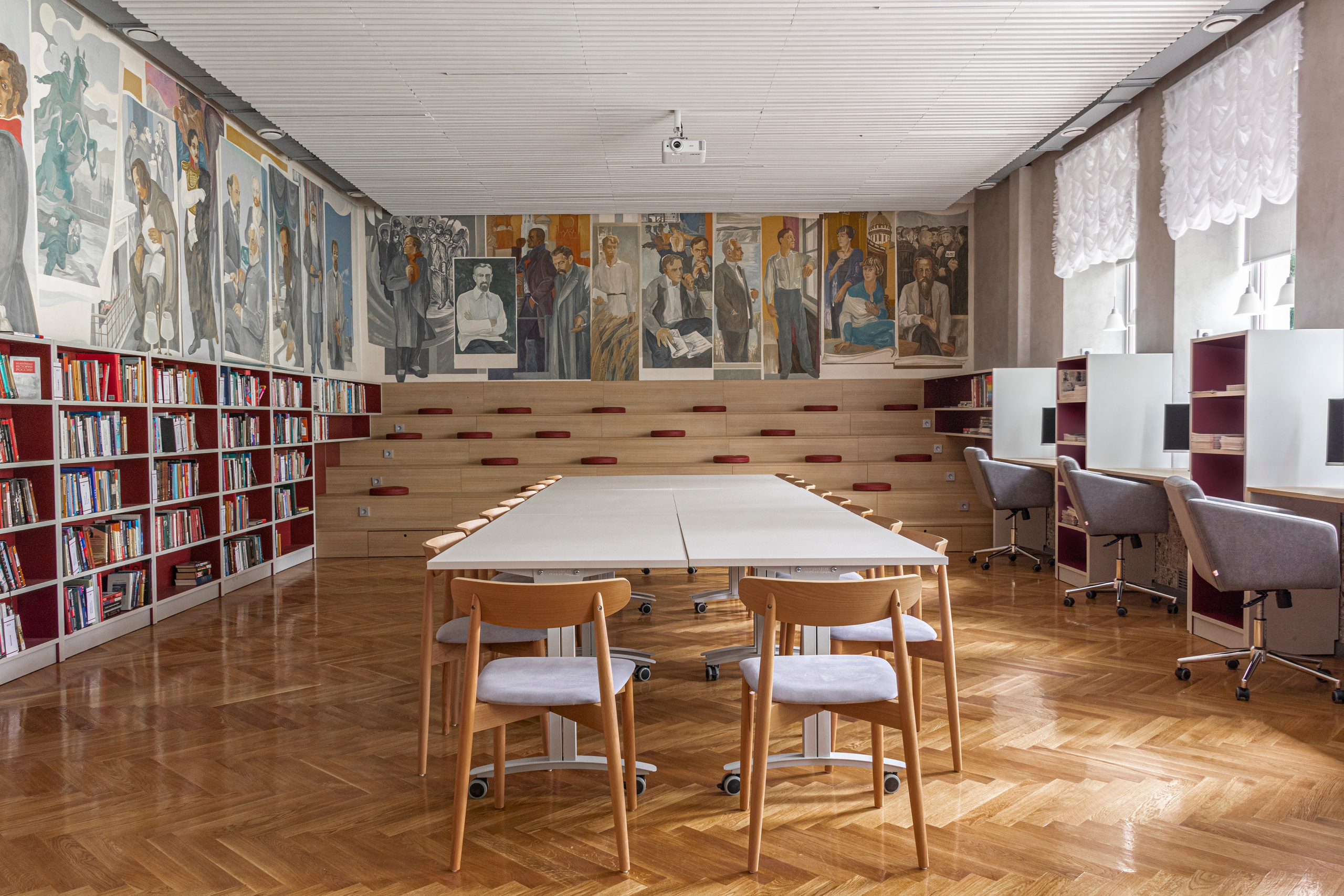 Библиотека им. Гладиной в Апатитах. Интерьерный фотограф Варвара Чеснокова