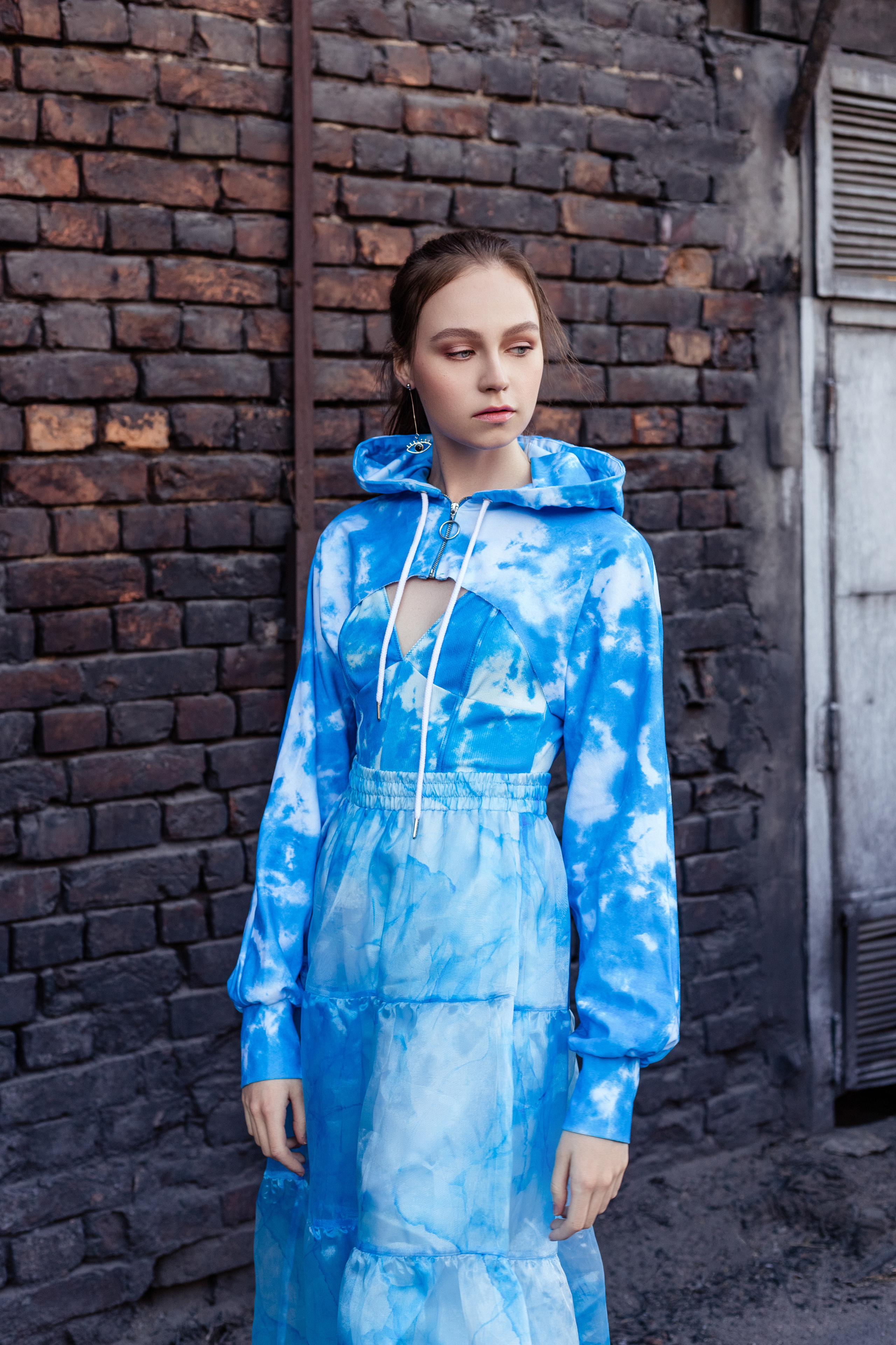 Стрит-фотография в индустриальном стиле в Петербурге