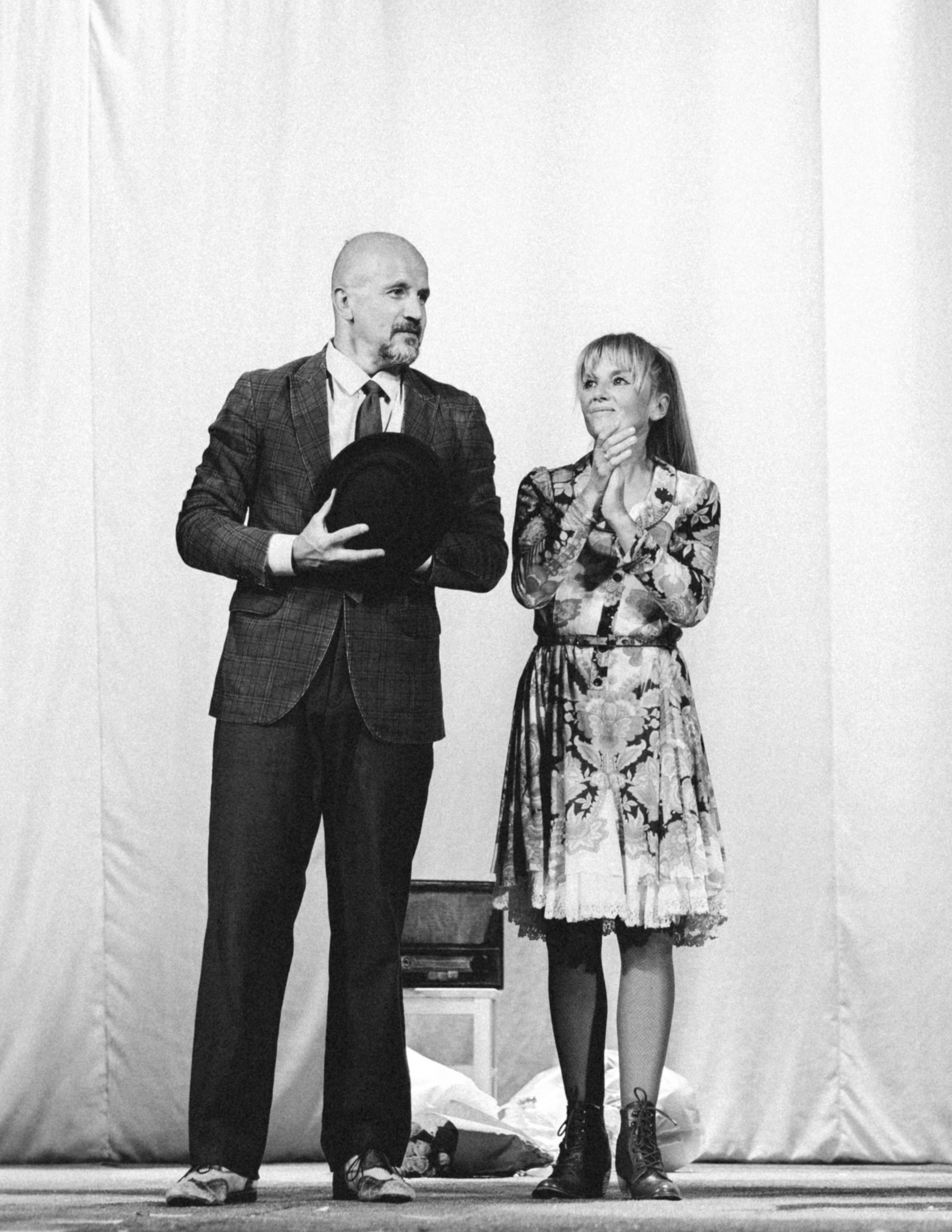 Спектакль Егора Дружинина «Всюду жизнь»