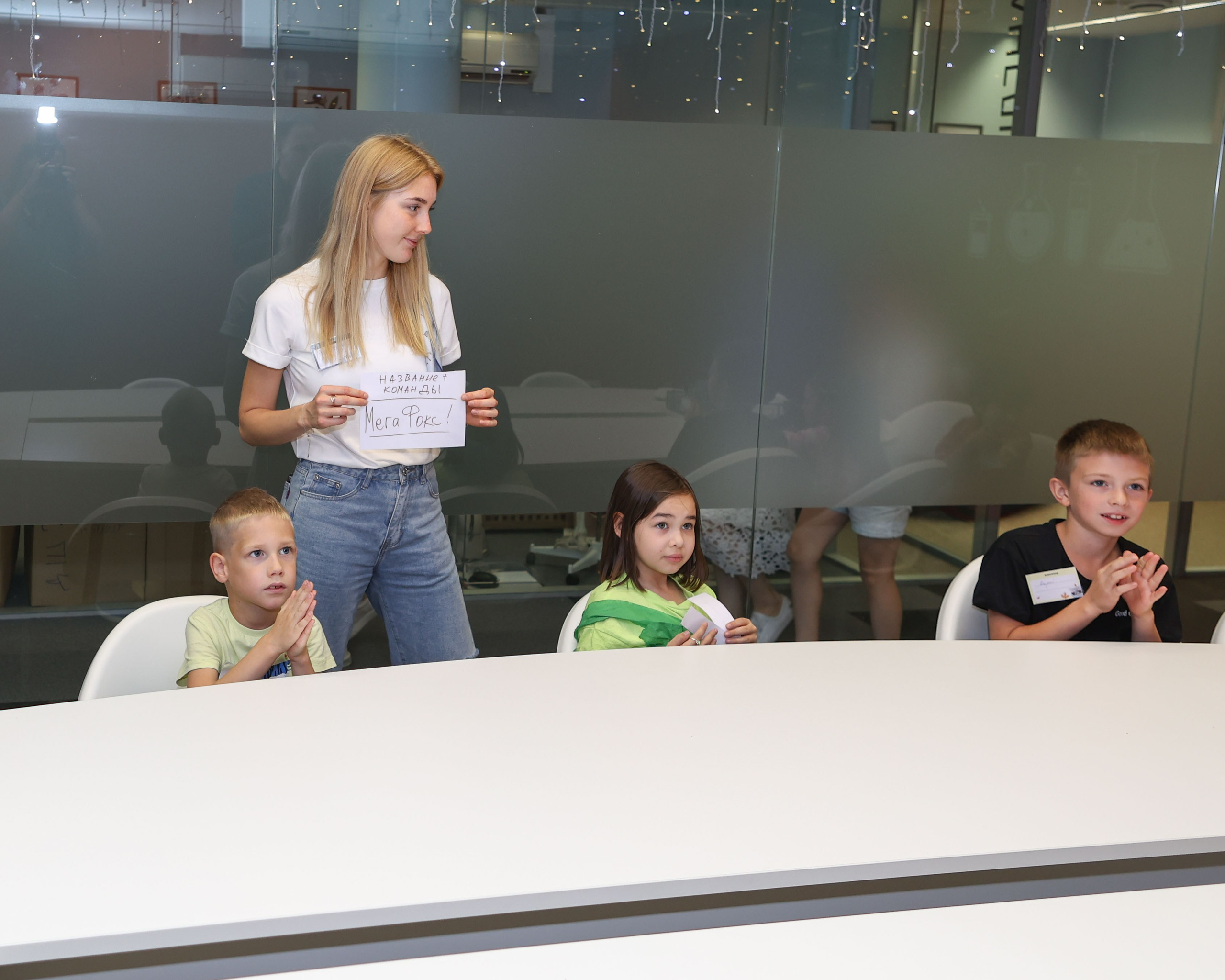 Новый учебный год в Школе Фоксфорд 1-2 классы. Выпускные альбомы и школьный фотограф в Подольске, Троицке, Щербинке, Москве и Московской области