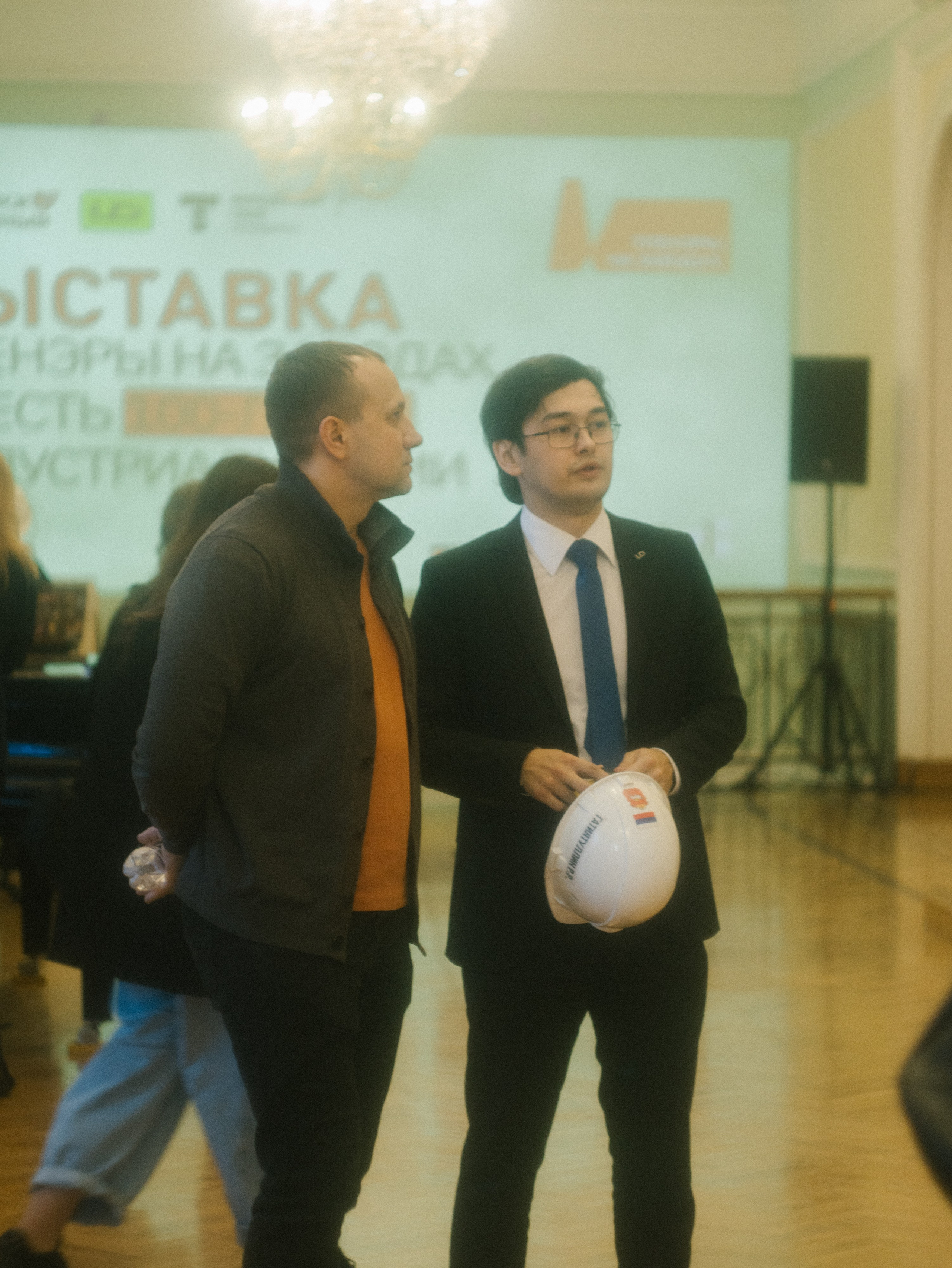 Выставка в Молодежном театре. Фотограф в Челябинске Вера Юрина