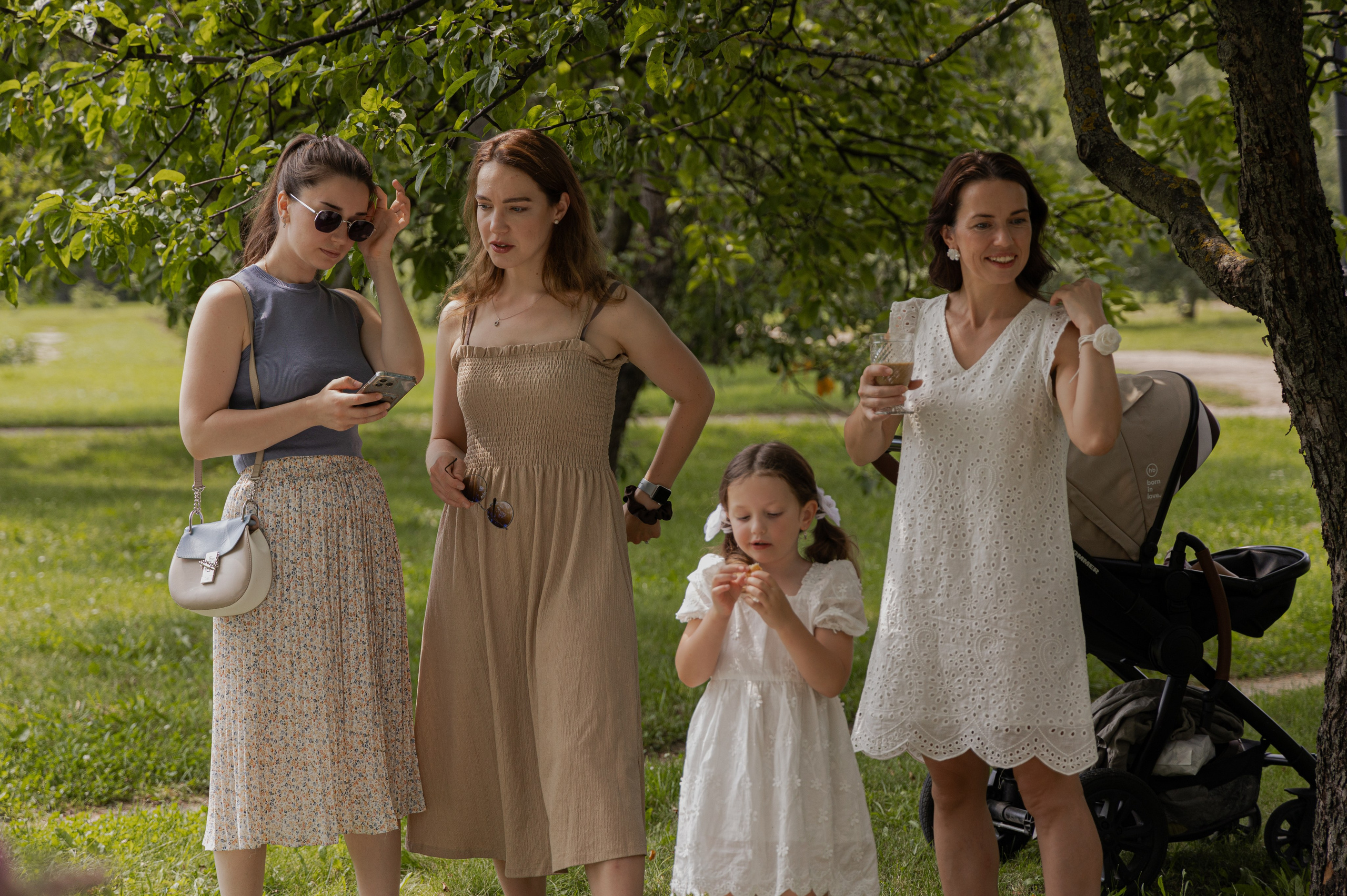 МК Пион (пикник в парке). Анастасия Ракчеева Художник