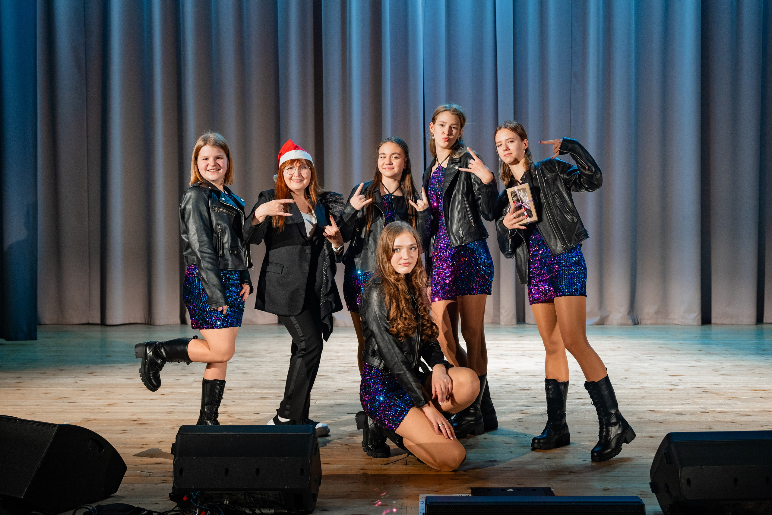 Концерт ДК Буривестник. Фотограф Никита Комаров