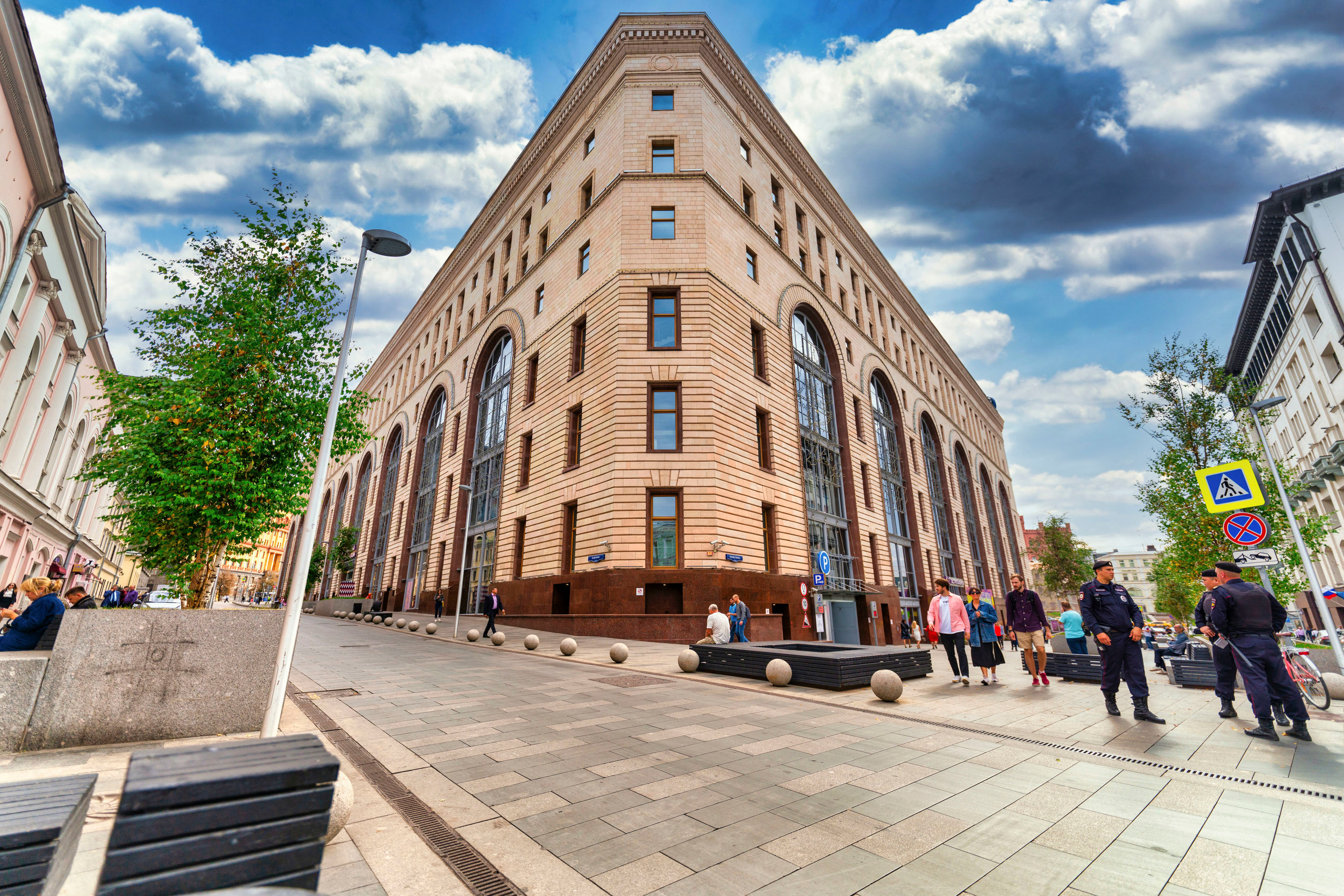 Архитектурная фотосъёмка — Центральный Детский Магазин. Фотограф — видеограф в Москве Дмитрий Менделеев