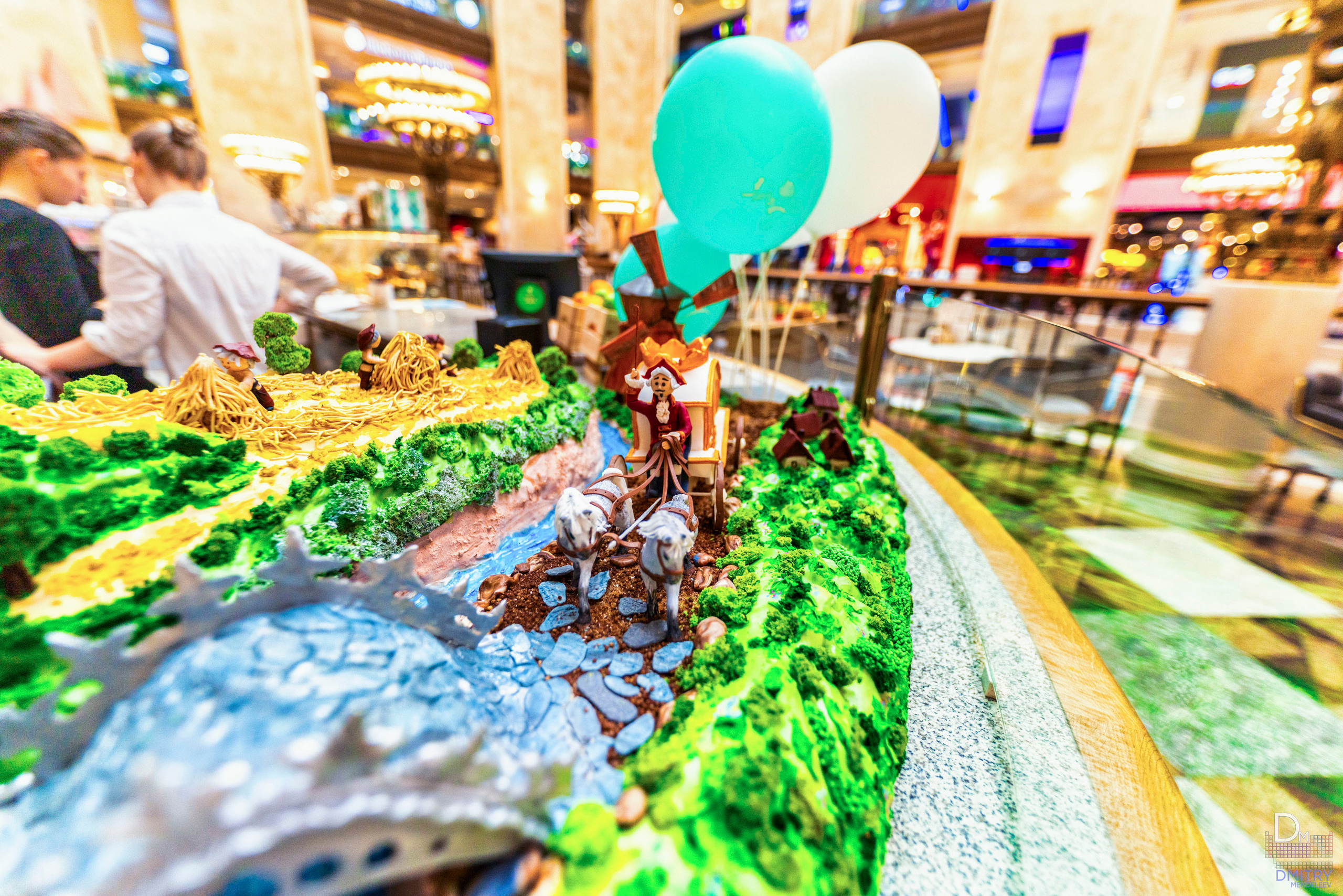 Архитектурная фотосъёмка — Центральный Детский Магазин. Фотограф — видеограф в Москве Дмитрий Менделеев