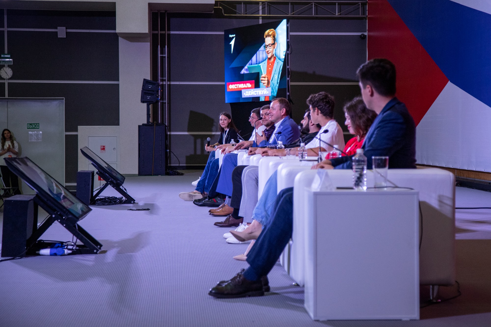 Первый фестиваль Движения Первых в Краснодаре. Репортажный, промышленный и маркетплейс-фотограф Дмитрий Чернат