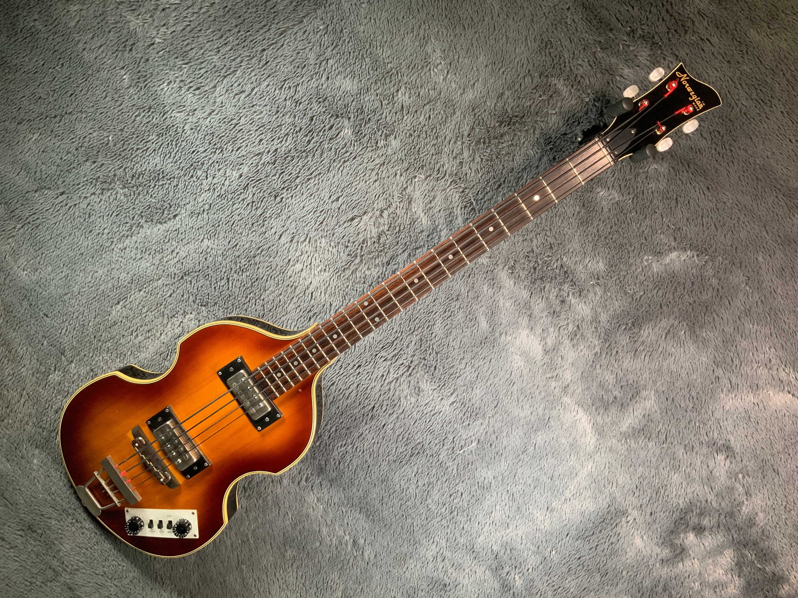 Norwegian Wood Vaio Bass