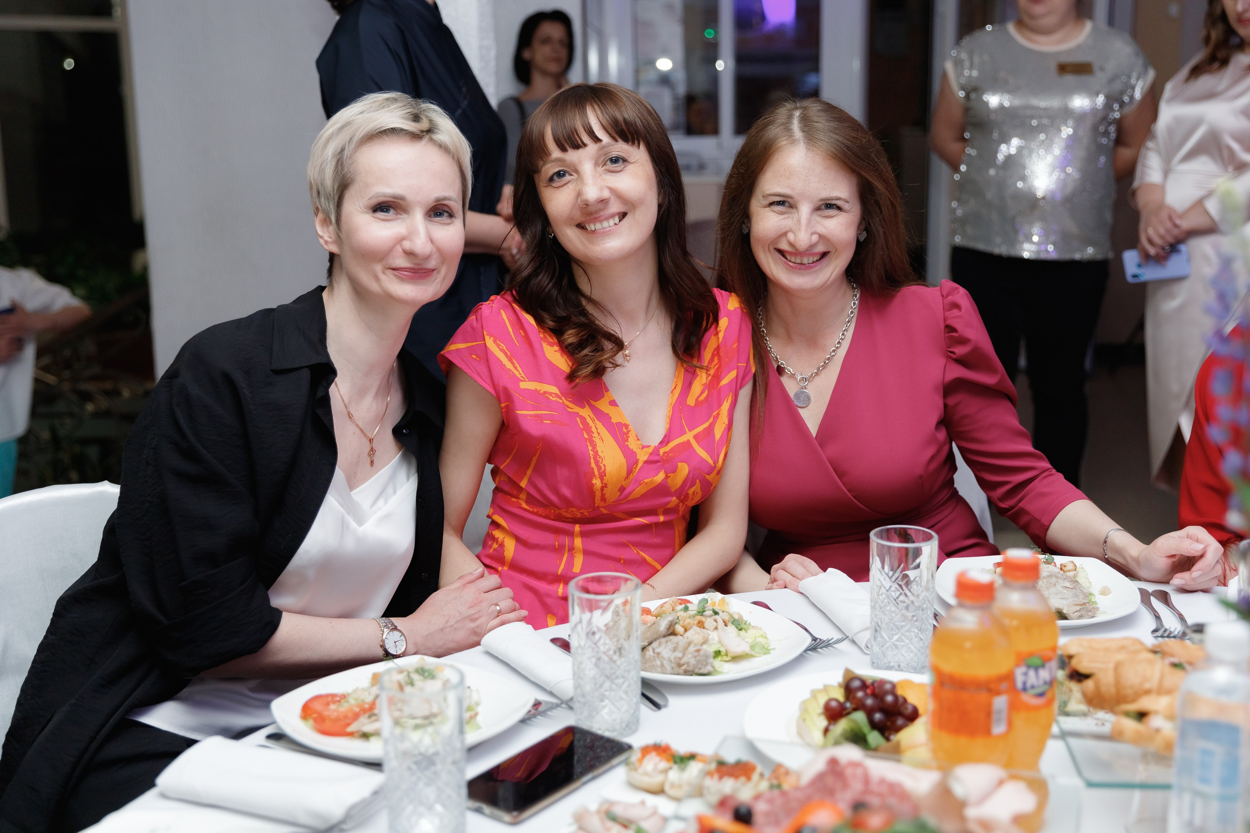 Школьный выпускной 2023 год в Минске. Свадебный фотограф в Минске/Беларуси Сергей Спиридонов