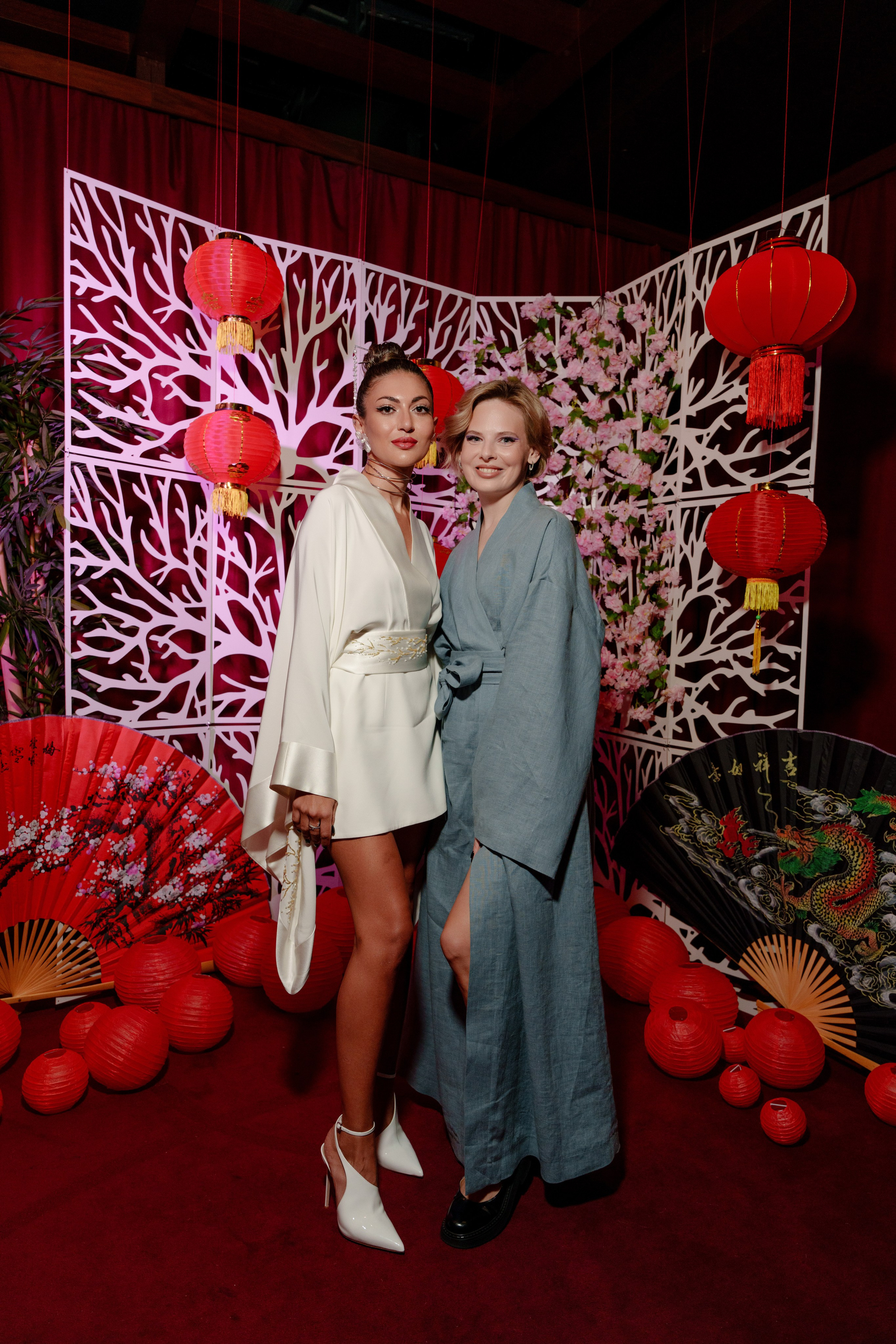 Репортажный фотограф на день рождения в ресторане KAI. Репортажный фотограф Москва Сергей Дружинин