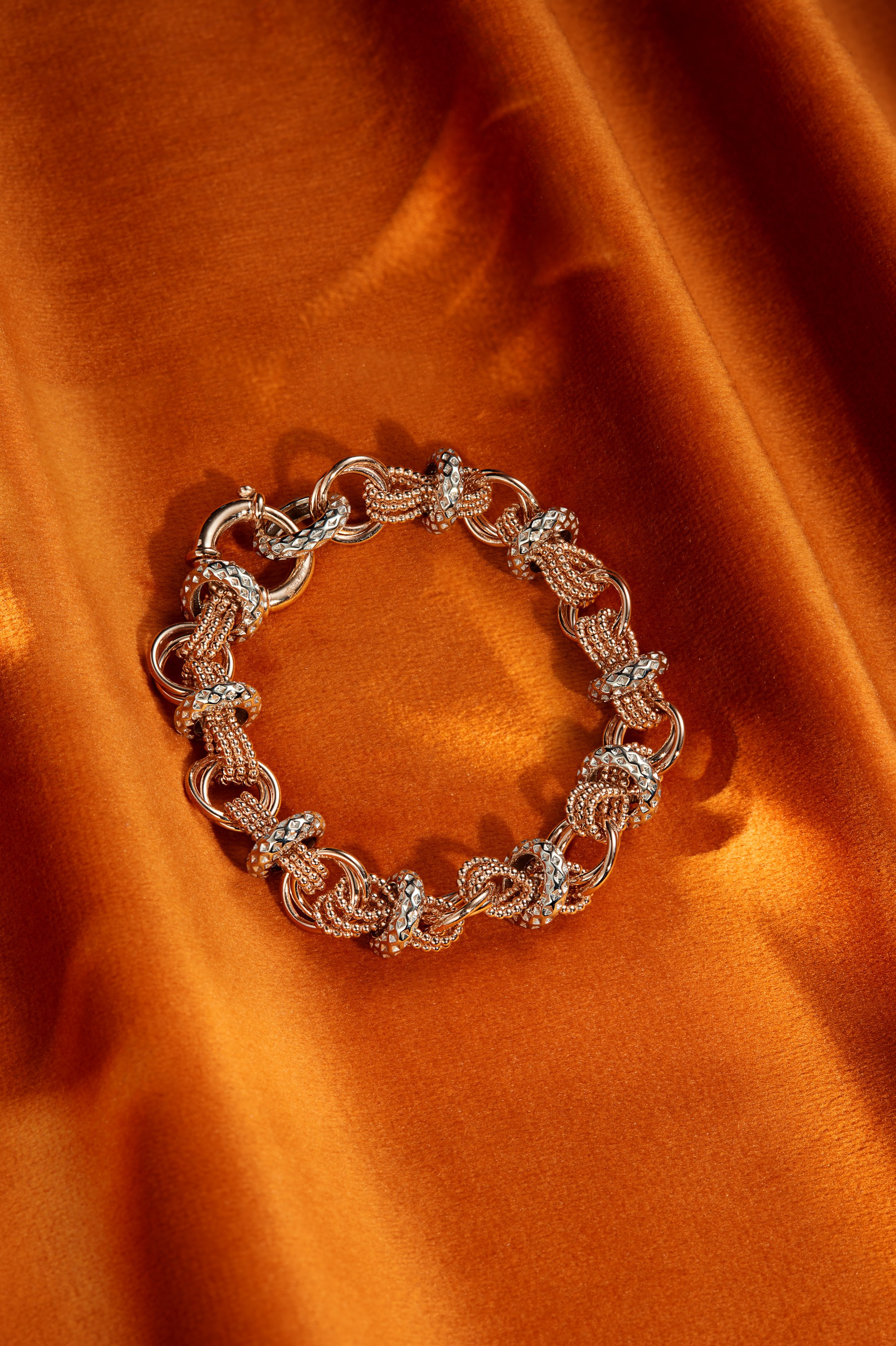 Съемка украшений, ювелирная фотография, стоимость съемки украшений, съемка бижутерии. Евгения Морозова фотограф: предметная и ювелирная съемка, фудфото