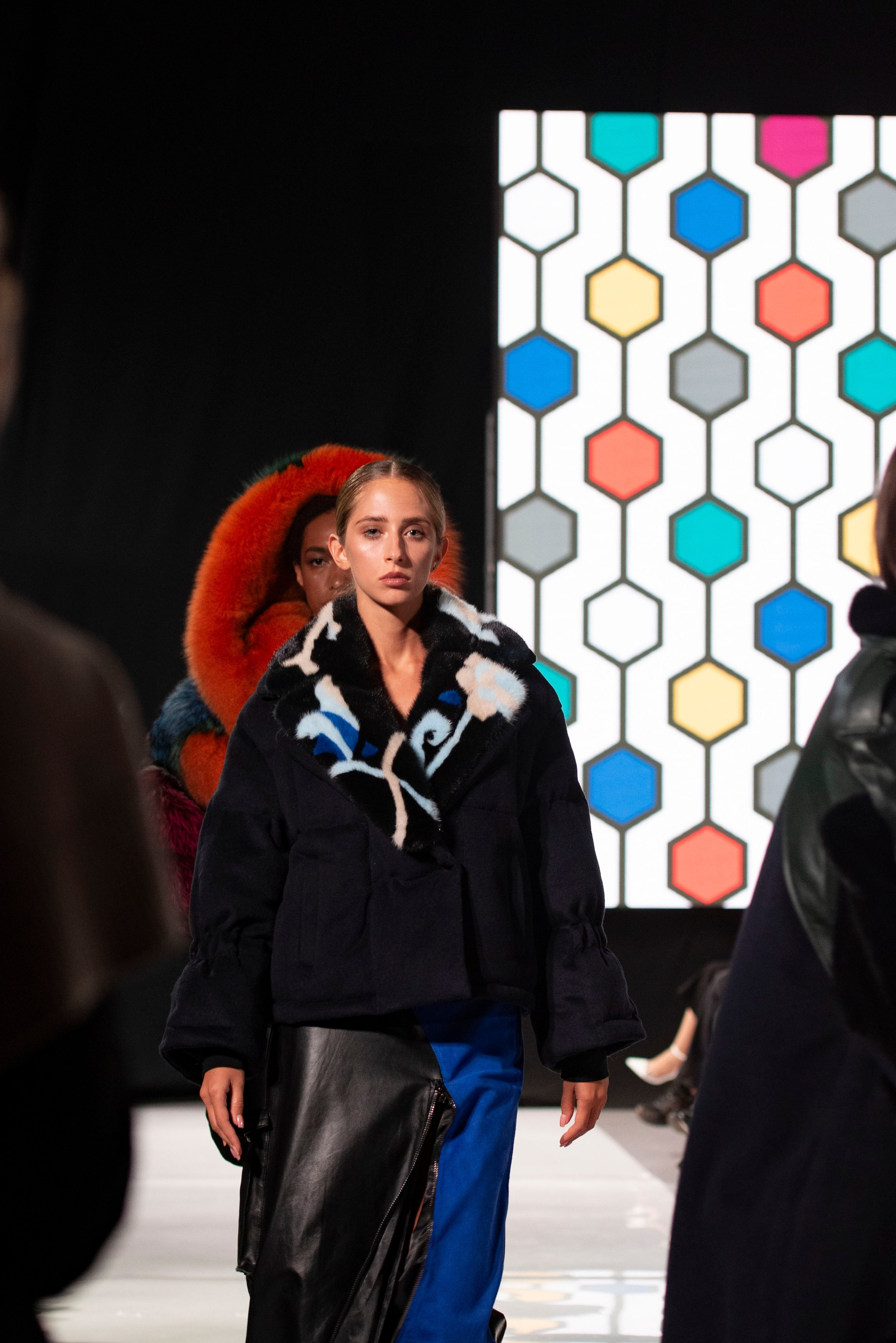 Фотограф на модельный показ. Свадебный, семейный, фэшн фотограф, школьный фотограф в Сочи