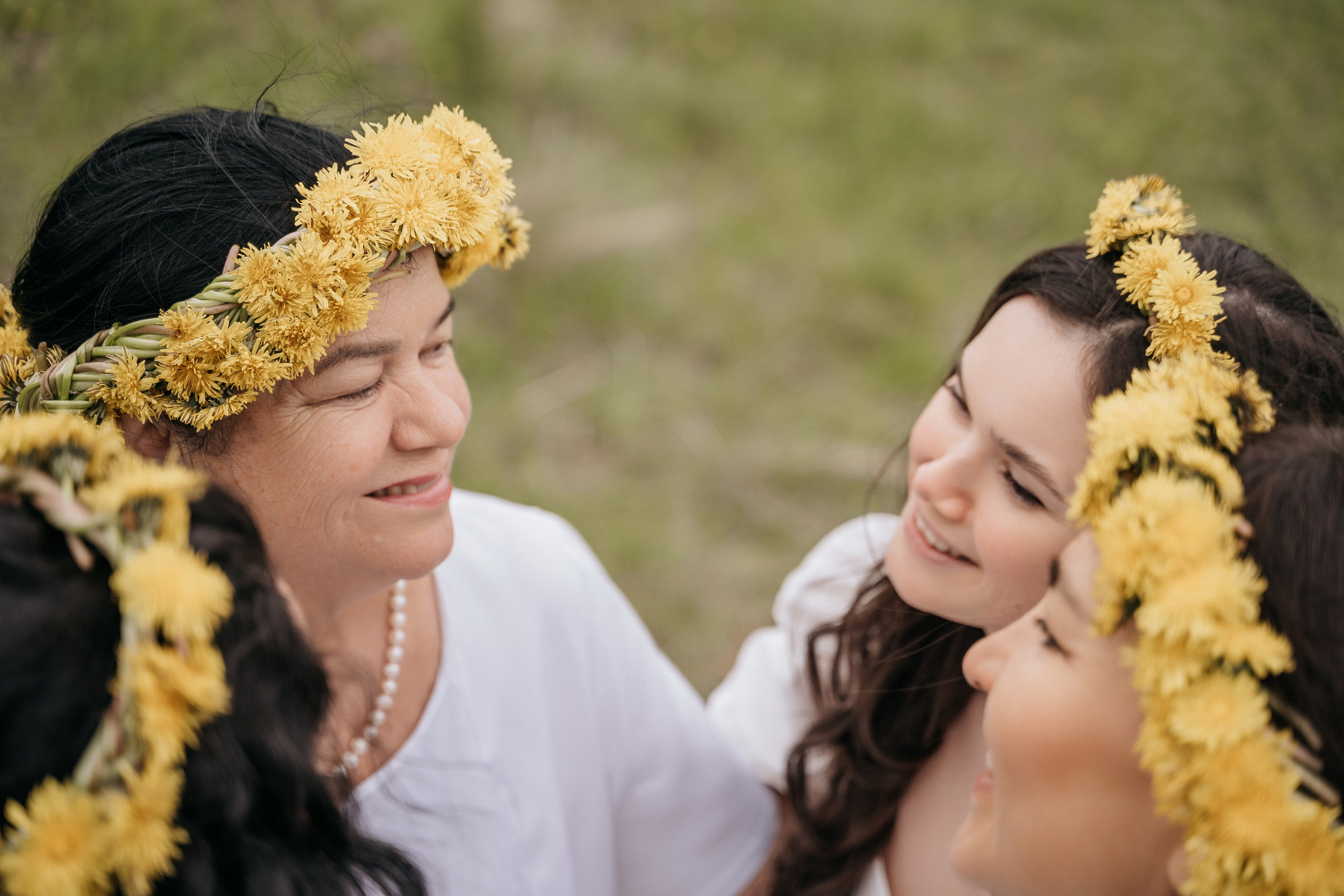 Две дочери две мамы две сестры. Свадебный семейный фотограф Ксения Божко Уфа Раевка никах в Нарыстау