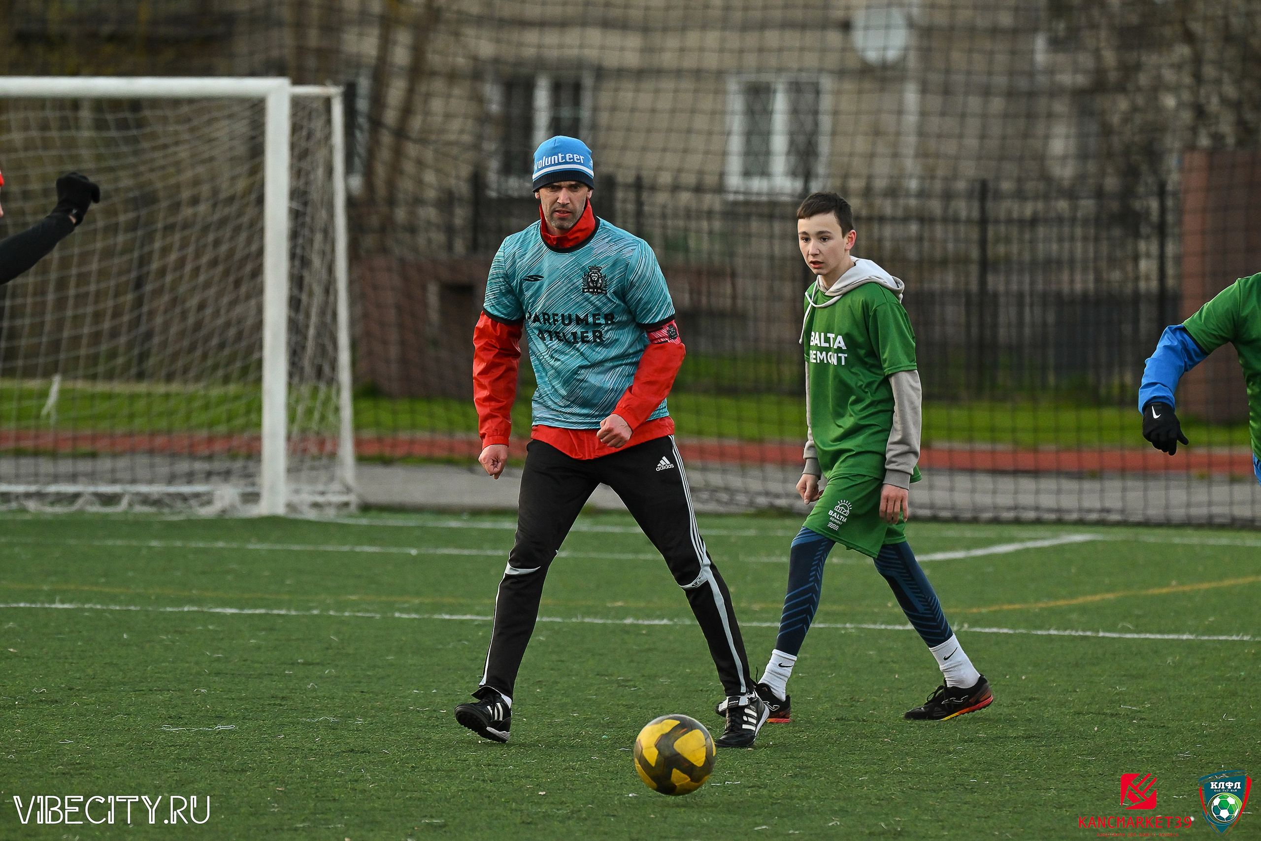 XX ЧЕМПИОНАТ КАЛИНИНГРАДСКОЙ ЛФЛ КАНЦМАРКЕТ39 сезона 2024–2025 гг. VIBECITY.RU Вайб Сити Ру Фоторепортажи Фотоотчеты Калининград