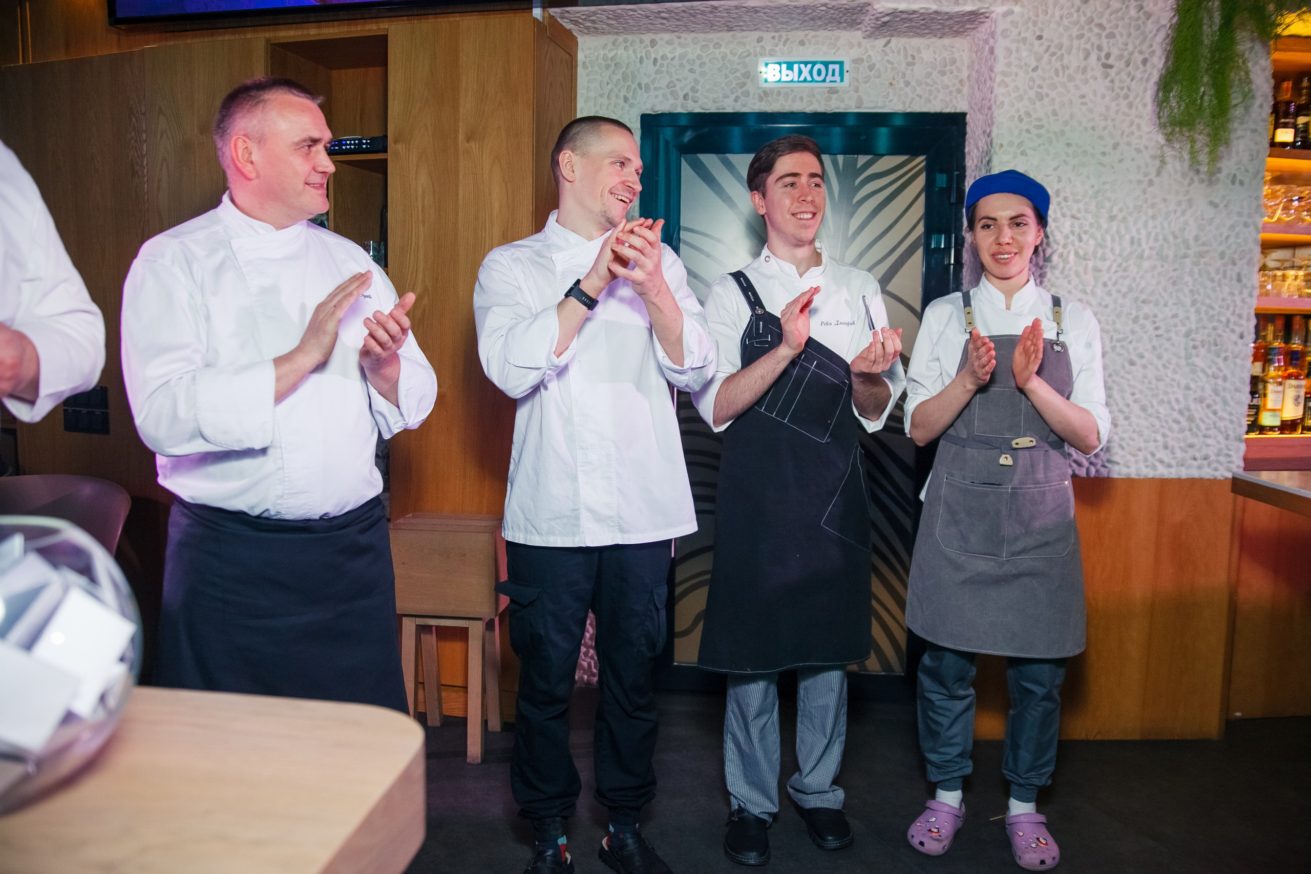 Гастроужин в ресторане Река с Шефповаром Владиславом Пискуновым. Свадебный и детский фотограф в Волгограде Слава Белов