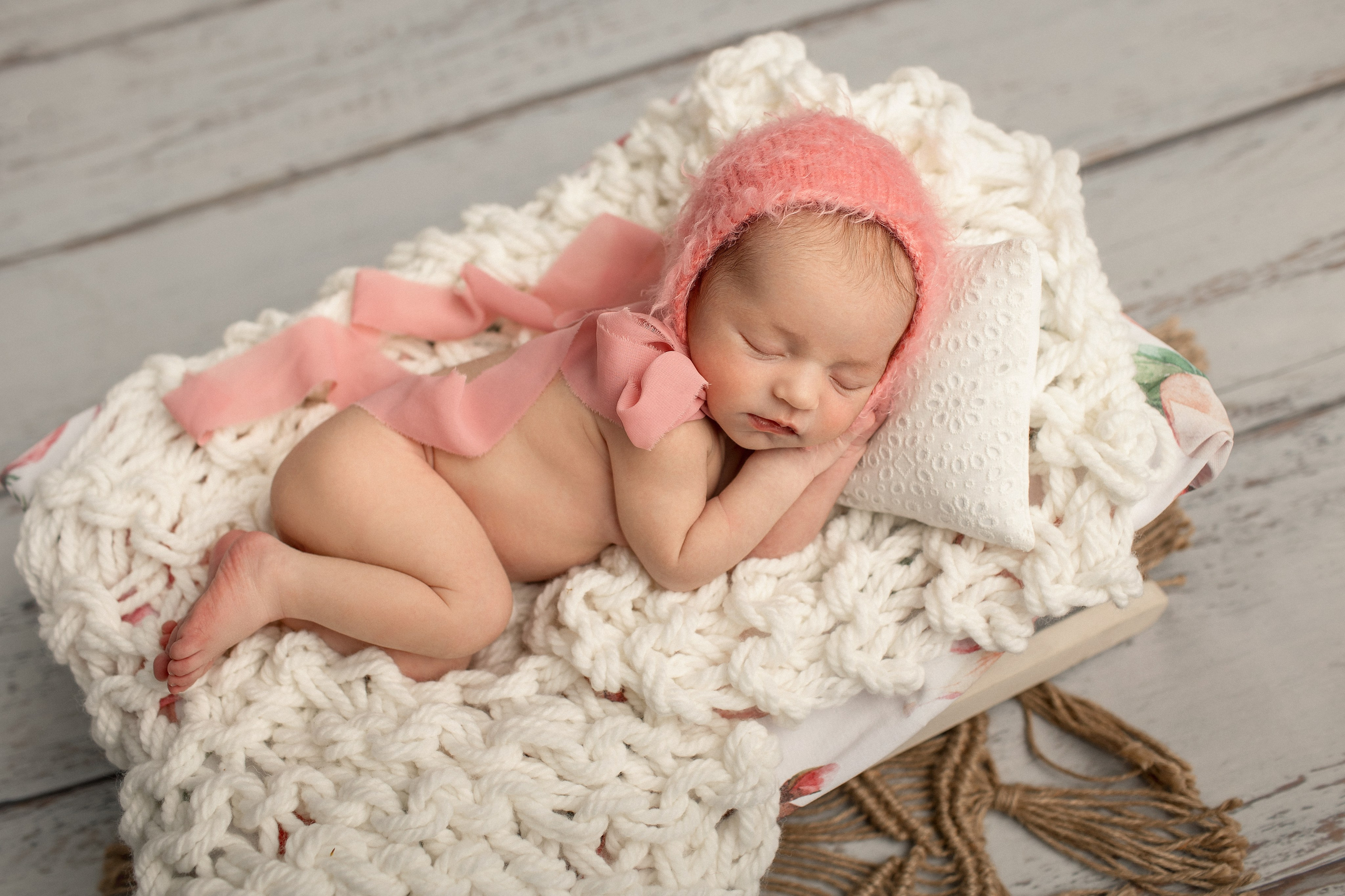 Фотосессия новорождённых. Фотограф Беременности и Новорождённых в Кемерово