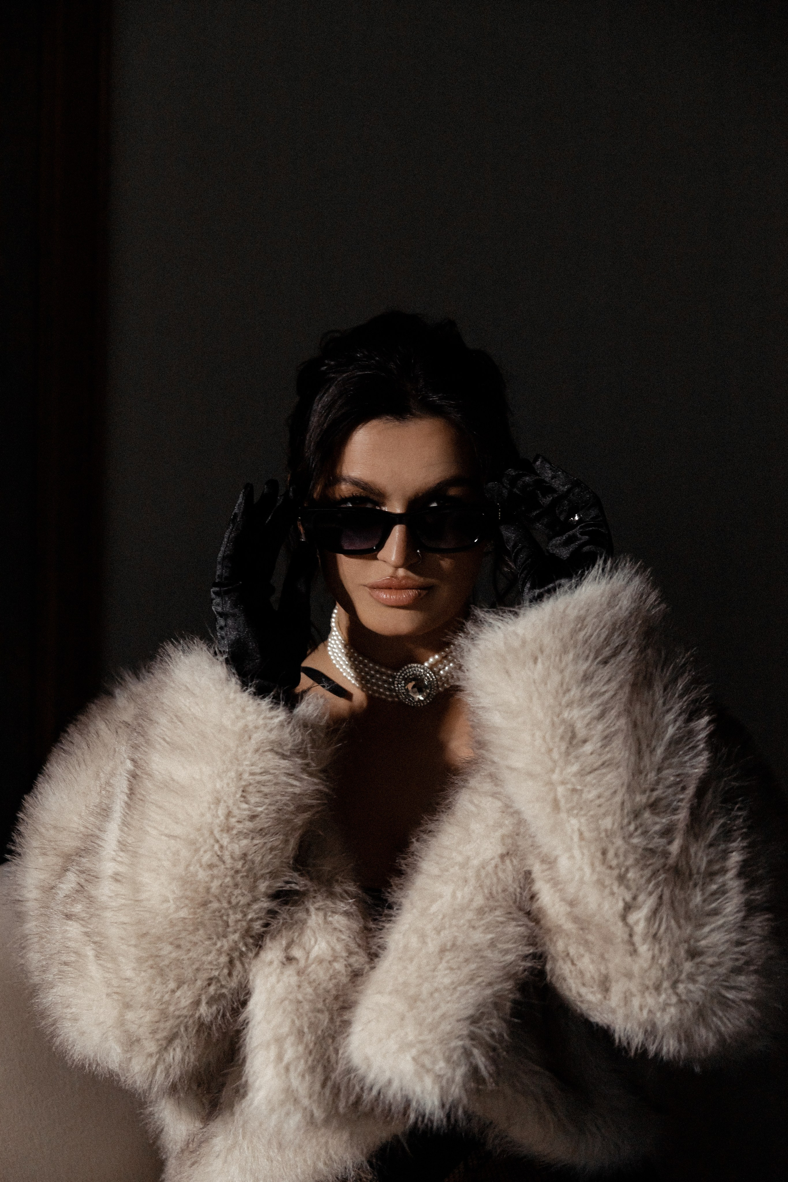 Фотосессия в стиле «Дорого пiZдец». Натали Маглер женский фотограф в Сочи | Адлер | Красная Поляна