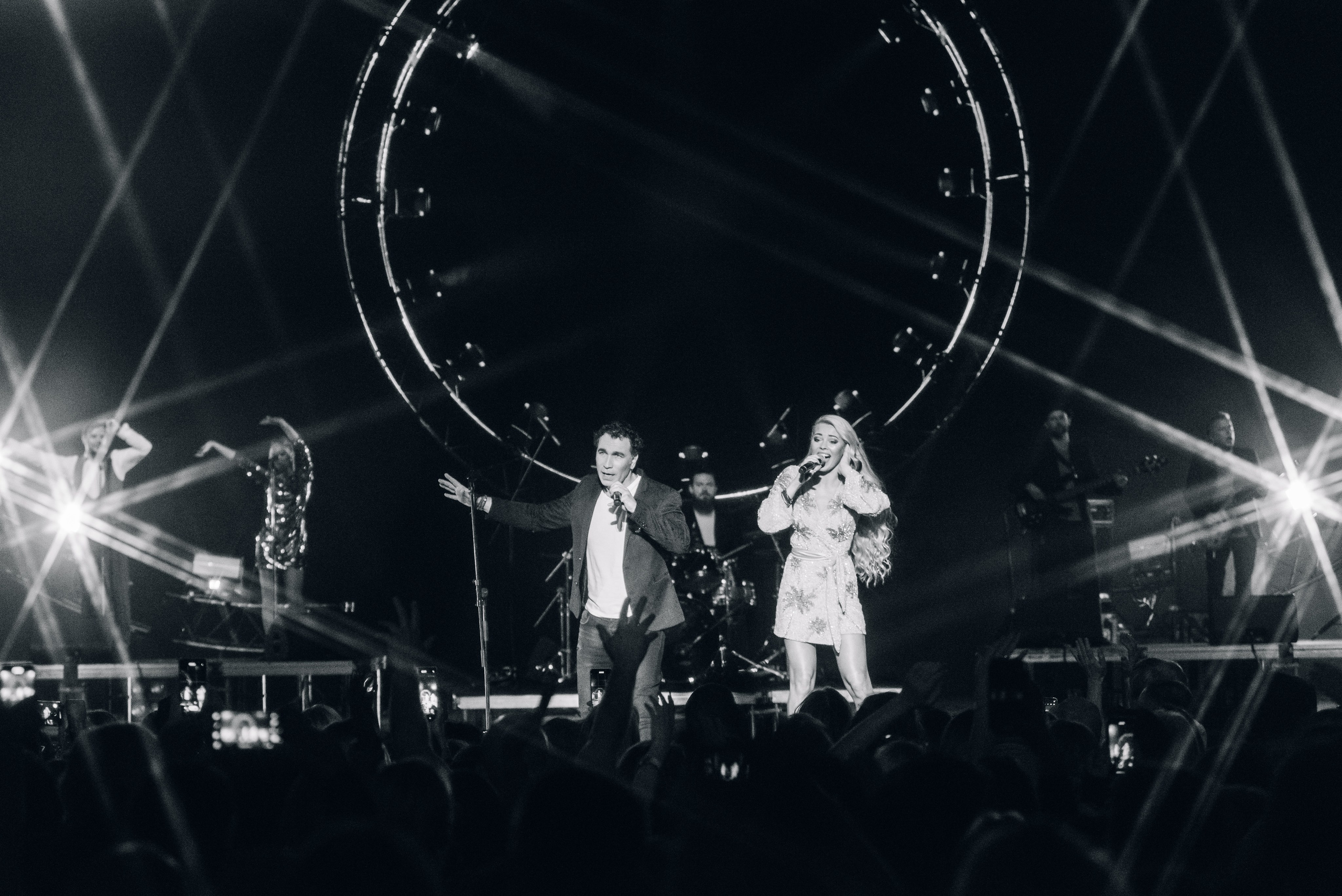 Дискотека 80-90-2000х — «Имена на все времена», Крокус Сити Холл. Бренд-фотограф для экспертов и блогеров в Москве Влада Горбовская