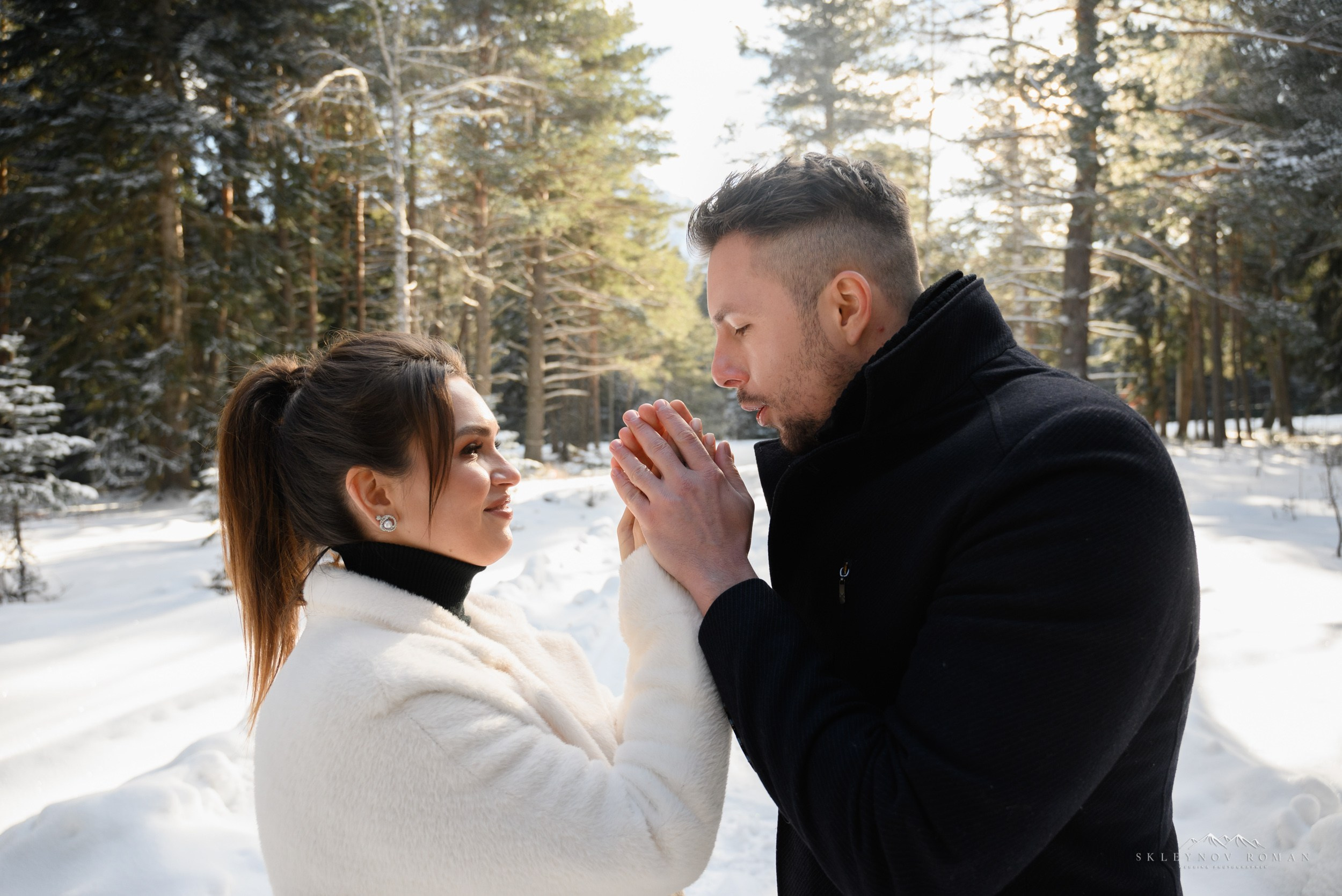 Прогулка Дарьи и Артема в горах Архыза. Свадебный и travel фотограф в Волгограде, Сочи, Домбае, Европе