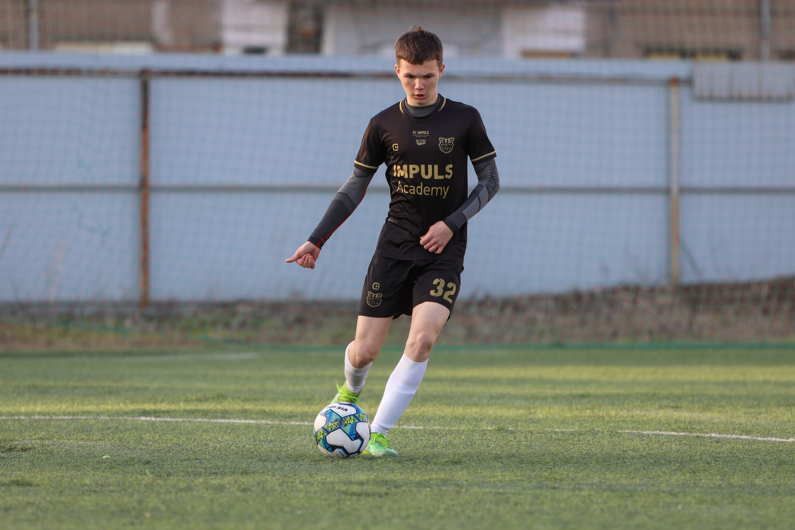 Импульс — Виктория Унион. Чемпионат СФПЛ. Молодежная футбольная лига U-15. Спортивный фотограф в Самаре