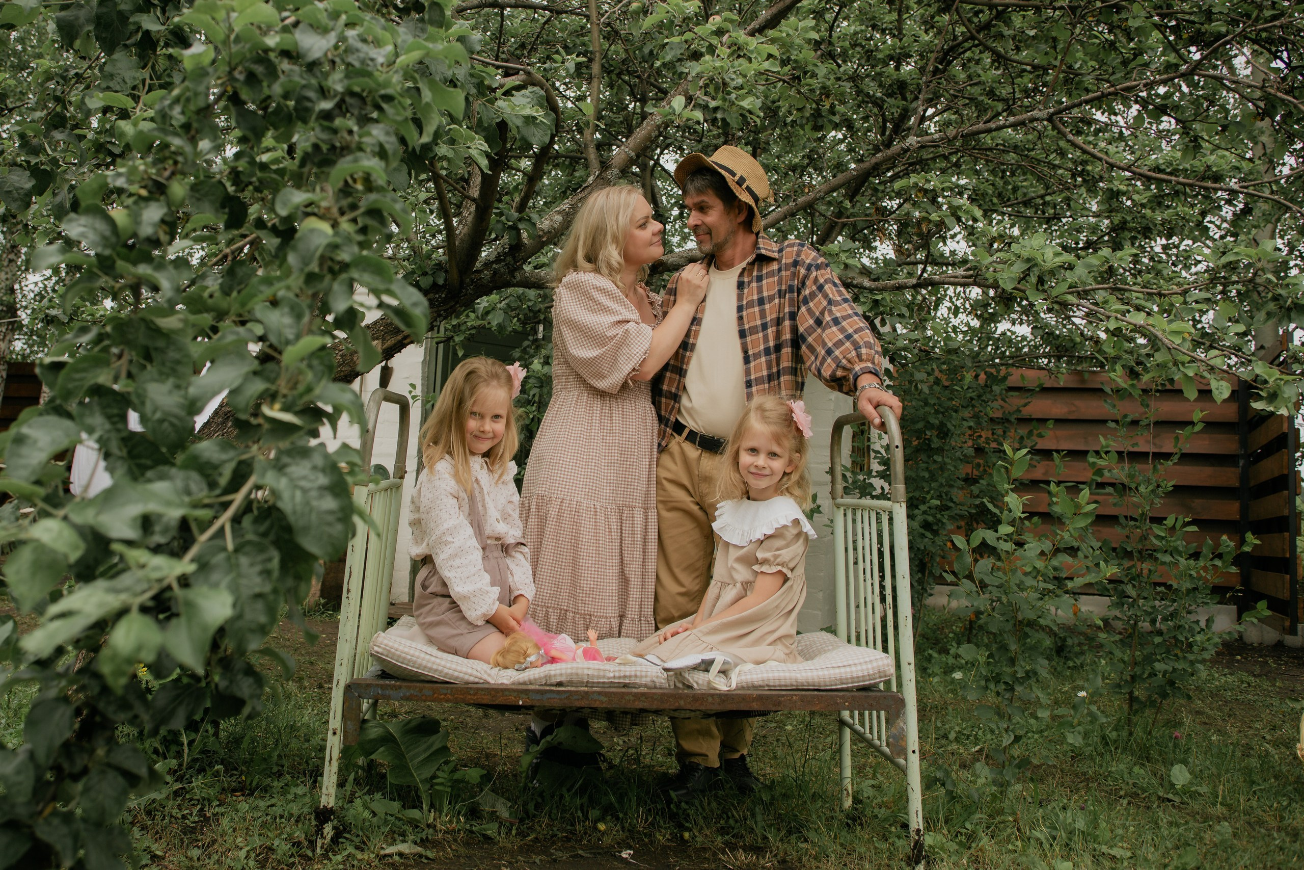 Алексей + Наталья и двойняшки Аня и Маша. Фотограф Елена Бухонина Челябинск