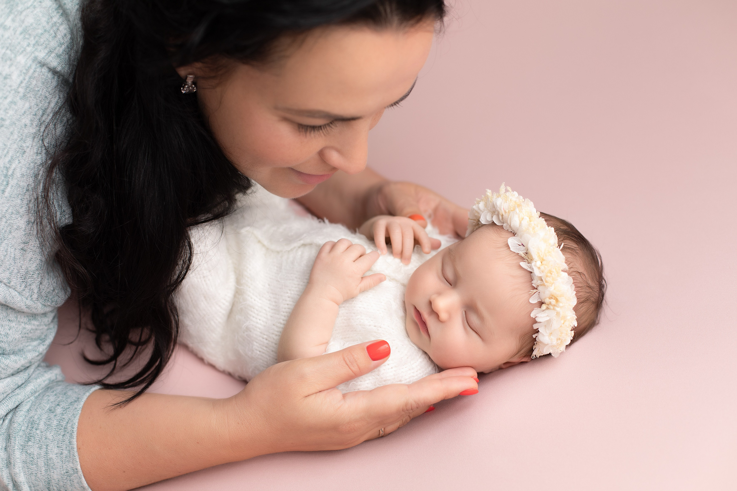 Новорожденные девочки. Фотограф новорожденных в Нижнем Новгороде Белякова Оксана