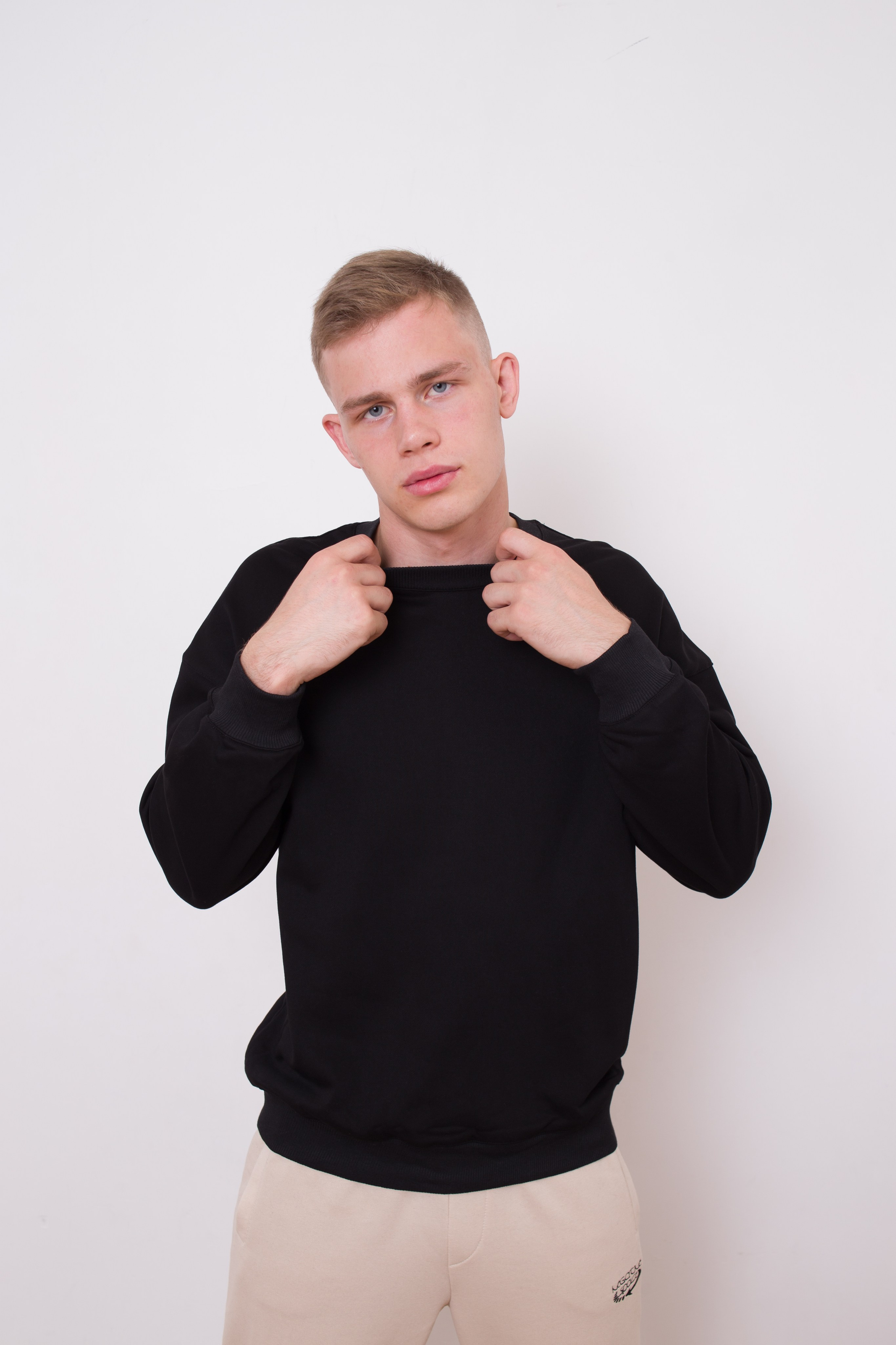 Модель для предметной съемки Герман id 29 034 С.-Пб| Sale Easy