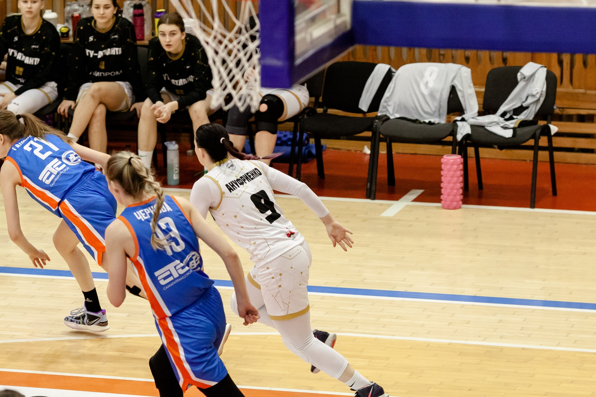 ЧГУ-Атланта — Самара-2. Фотография