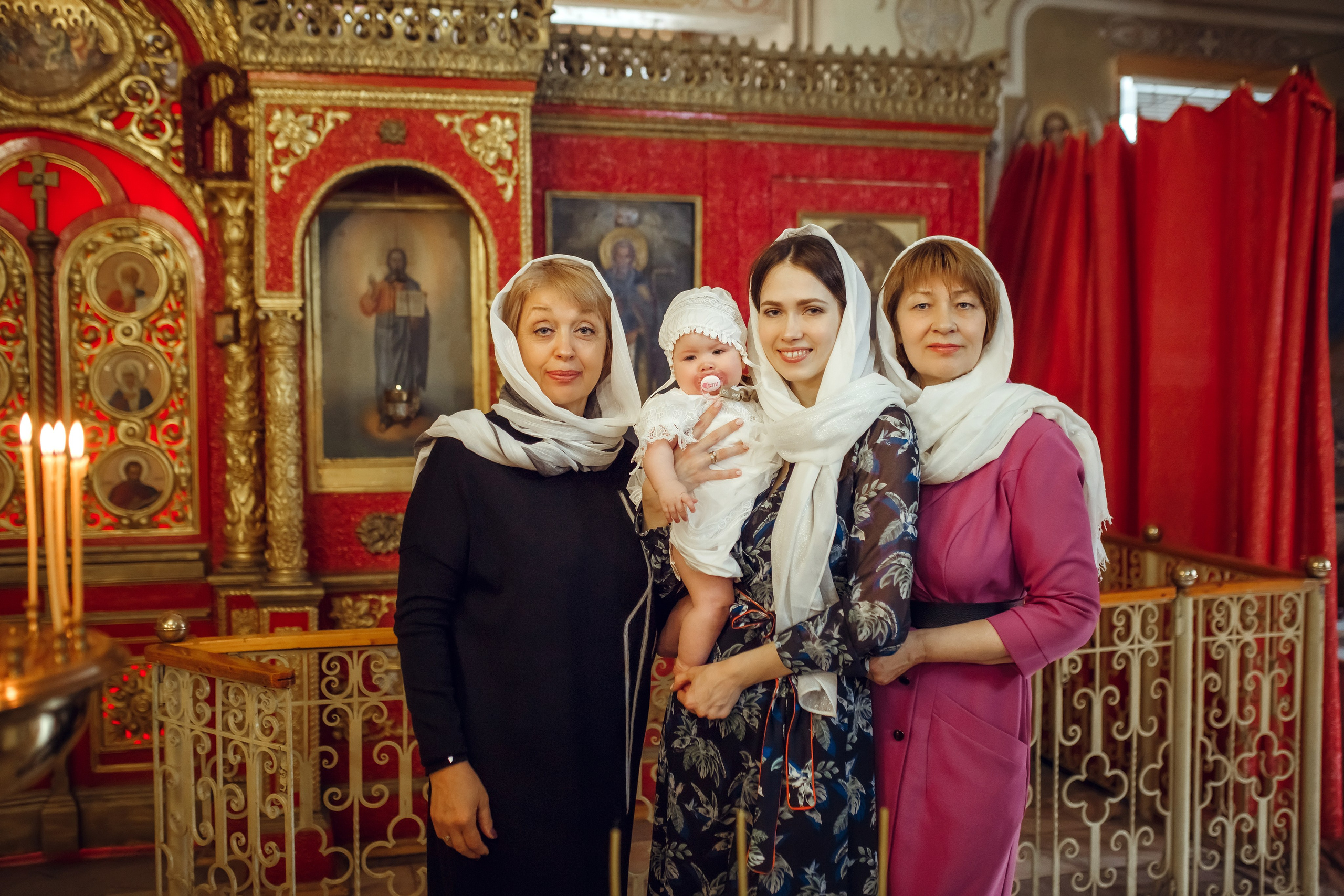 Крещение Валерии. Фотограф на Крещение, семейный фотограф в Москве