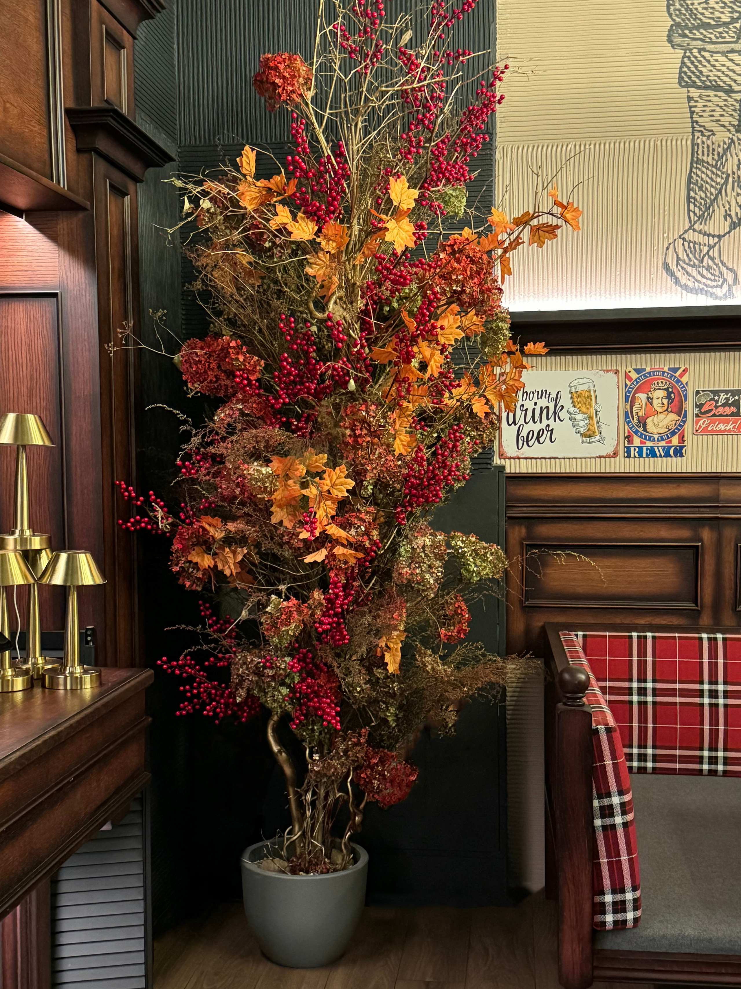 Входные группы ОСЕНЬ. Декоратор в Минске Алёна Шевелёва. Оформление входных групп осень/зима. Декор заведений