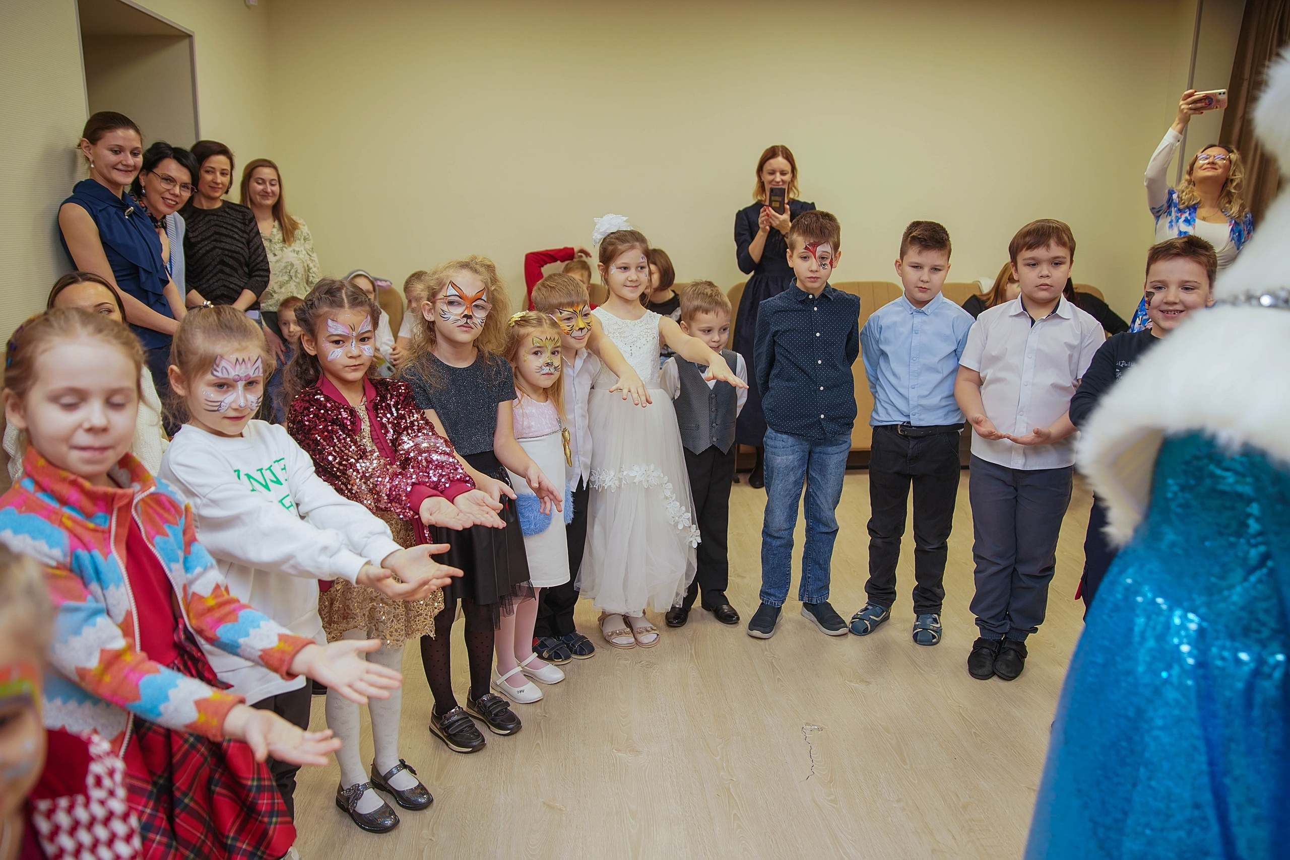 Елка НБД банк. Семейный и детский фотограф в Нижнем Новгороде