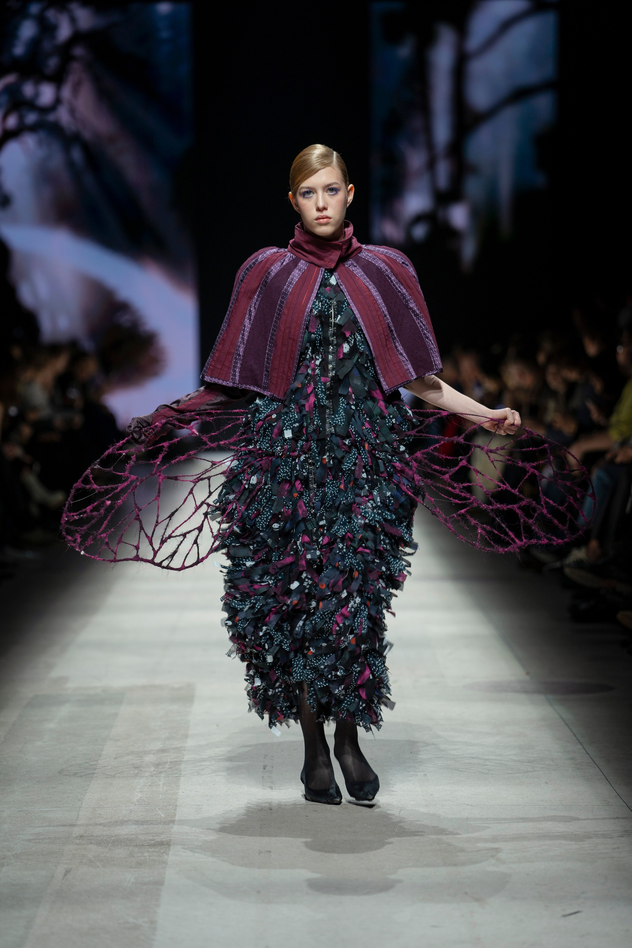 Показ Школы дизайна НИУ ВШЭ на Московской неделе моды. Фотограф в Москве Савкина Евгения