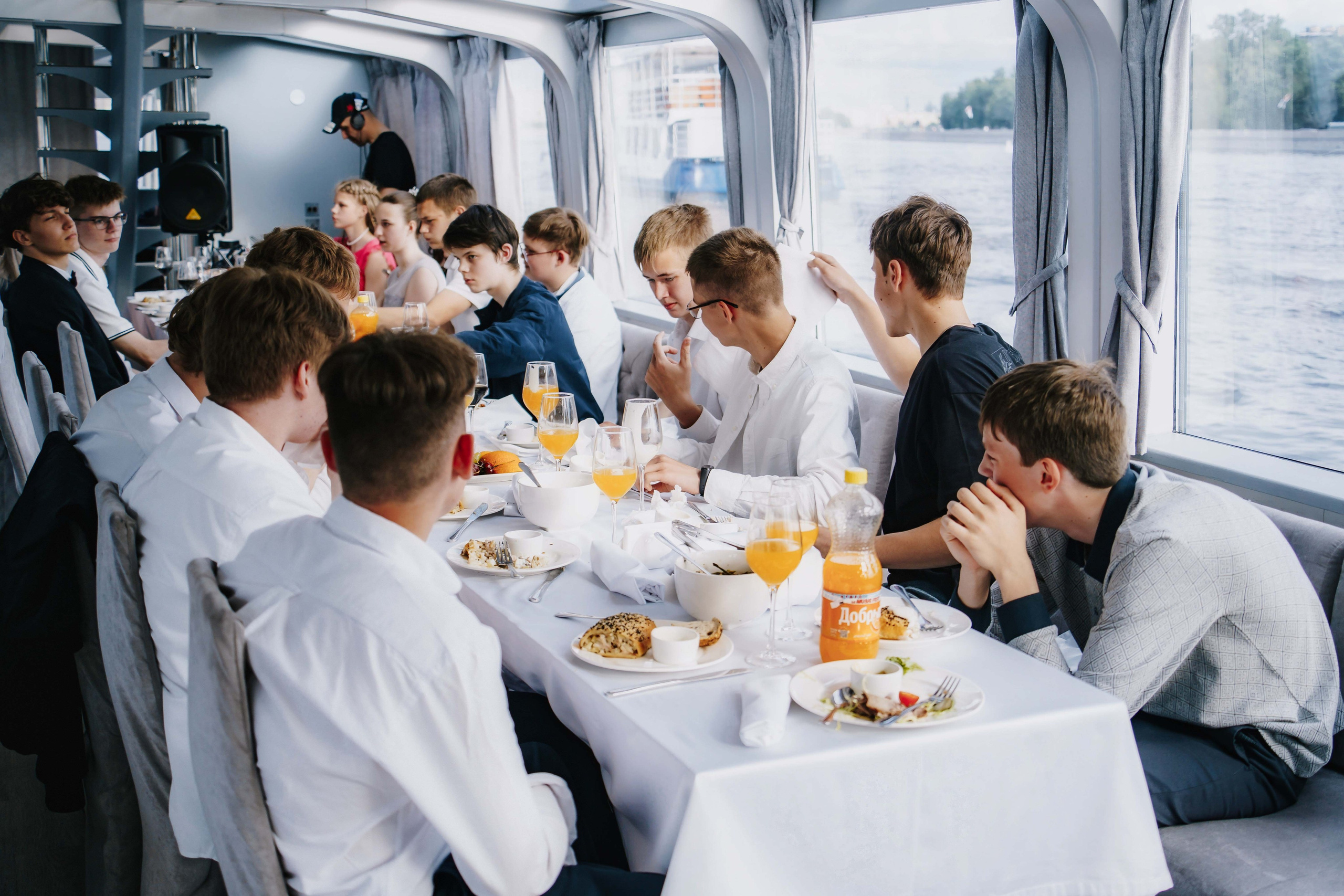 Выпускной 9В. Свадебный и семейный фотограф в Санкт-Петербурге Виктор Голубев