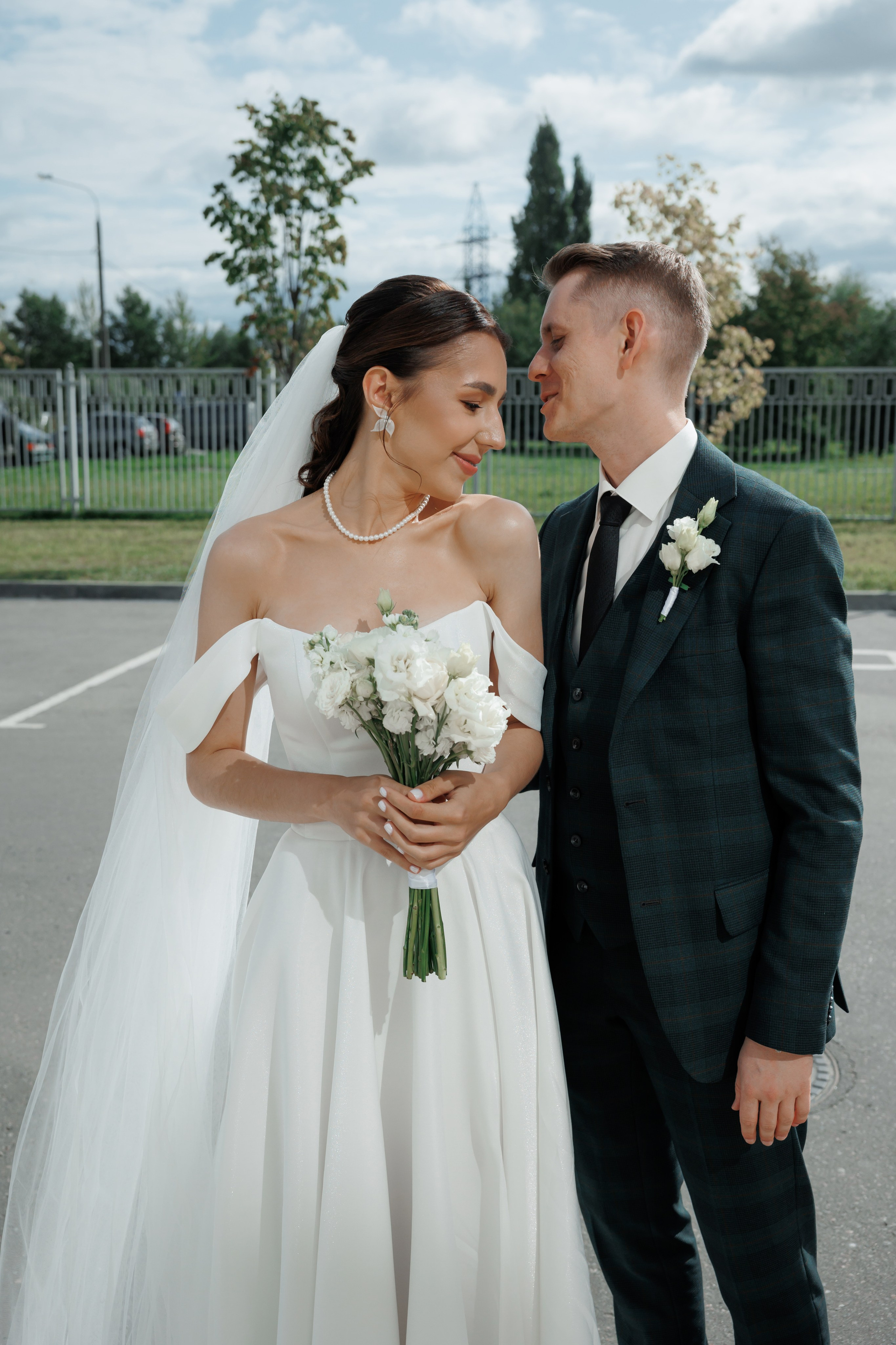 Регистрация в отеле Fish Point, ЗАГС Бутово, прогулка в Остафьево. Свадебный и репортажный фотограф (Москва, Королев и другие)