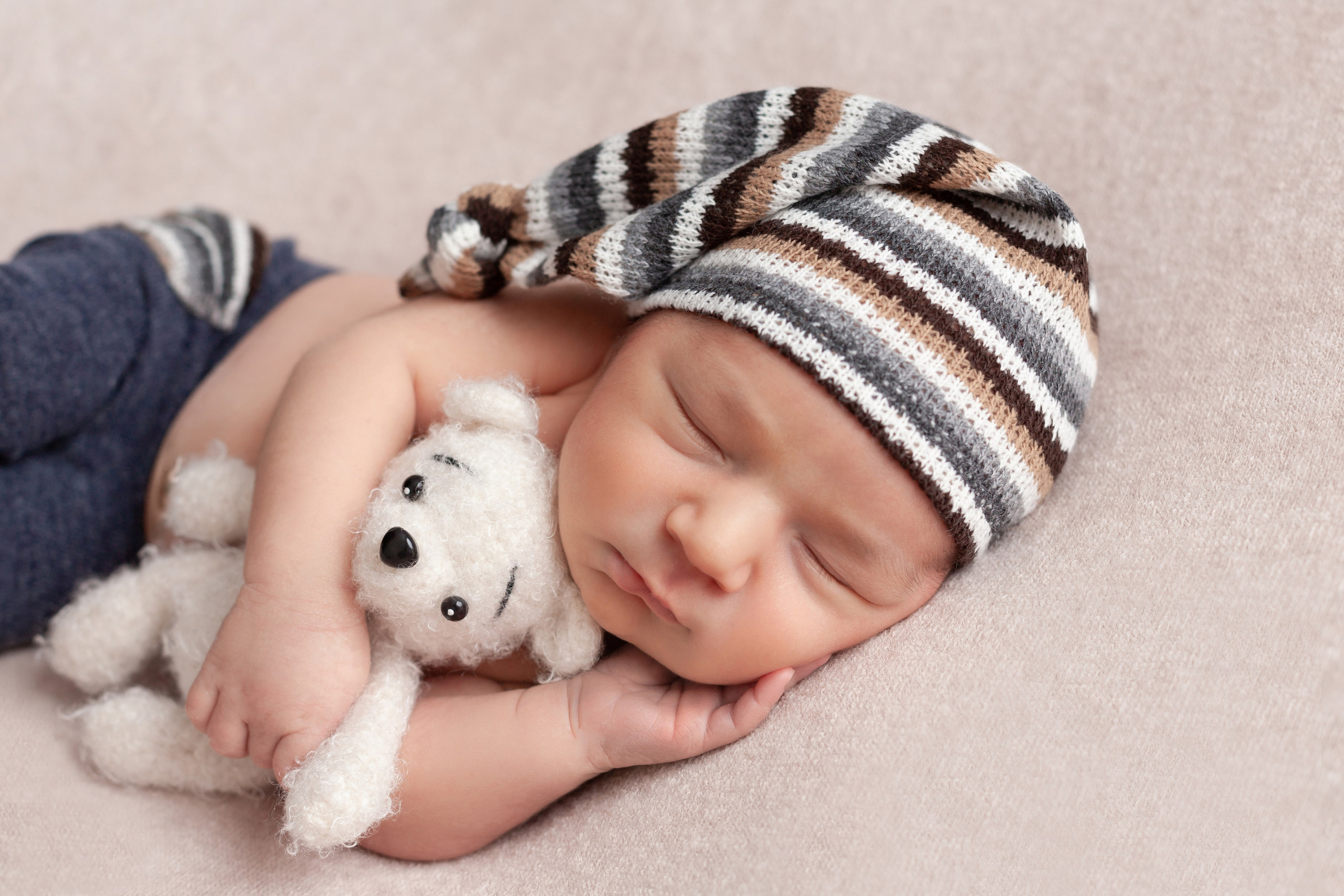 PH @newborn_flower. Retoucher Aleksmokh