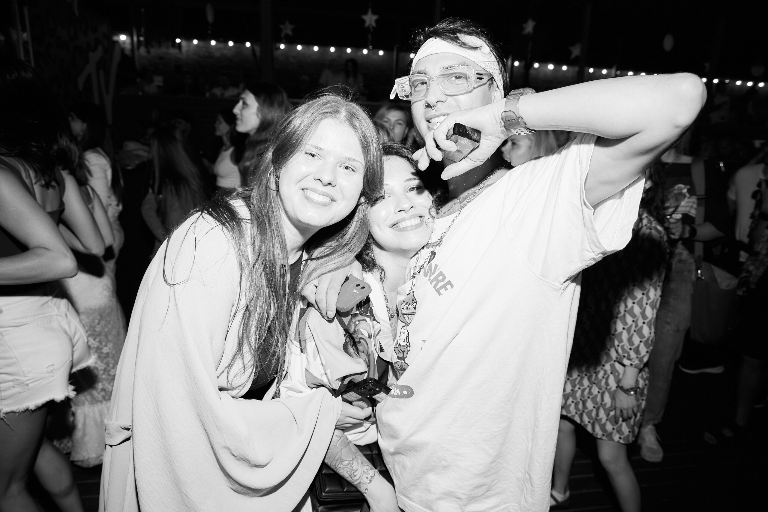 Cava MTV Hits. Reportage photographer Vlad Shishkin