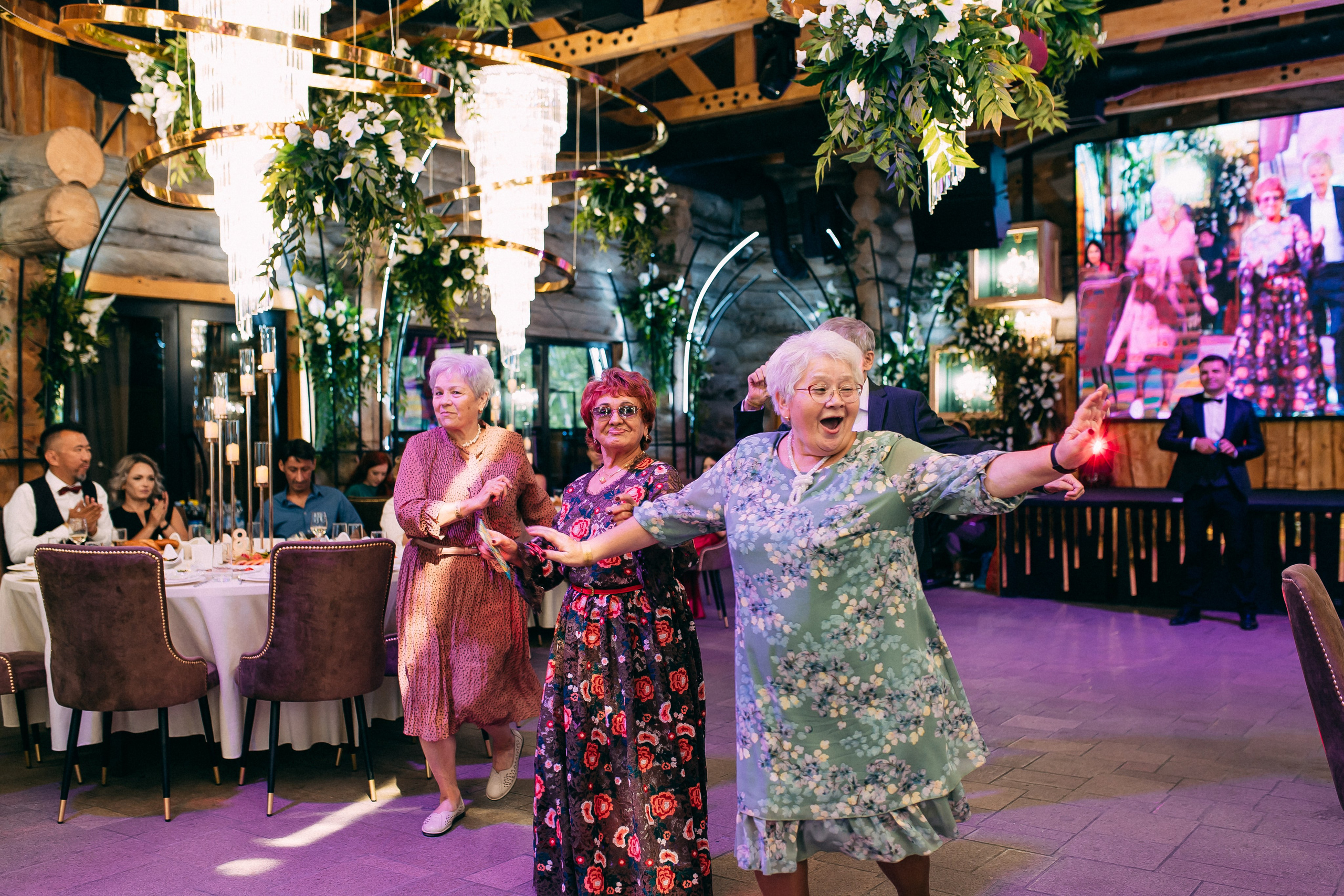 Репортаж. Свадебный и семейный фотограф в Алматы Laura Dosmann