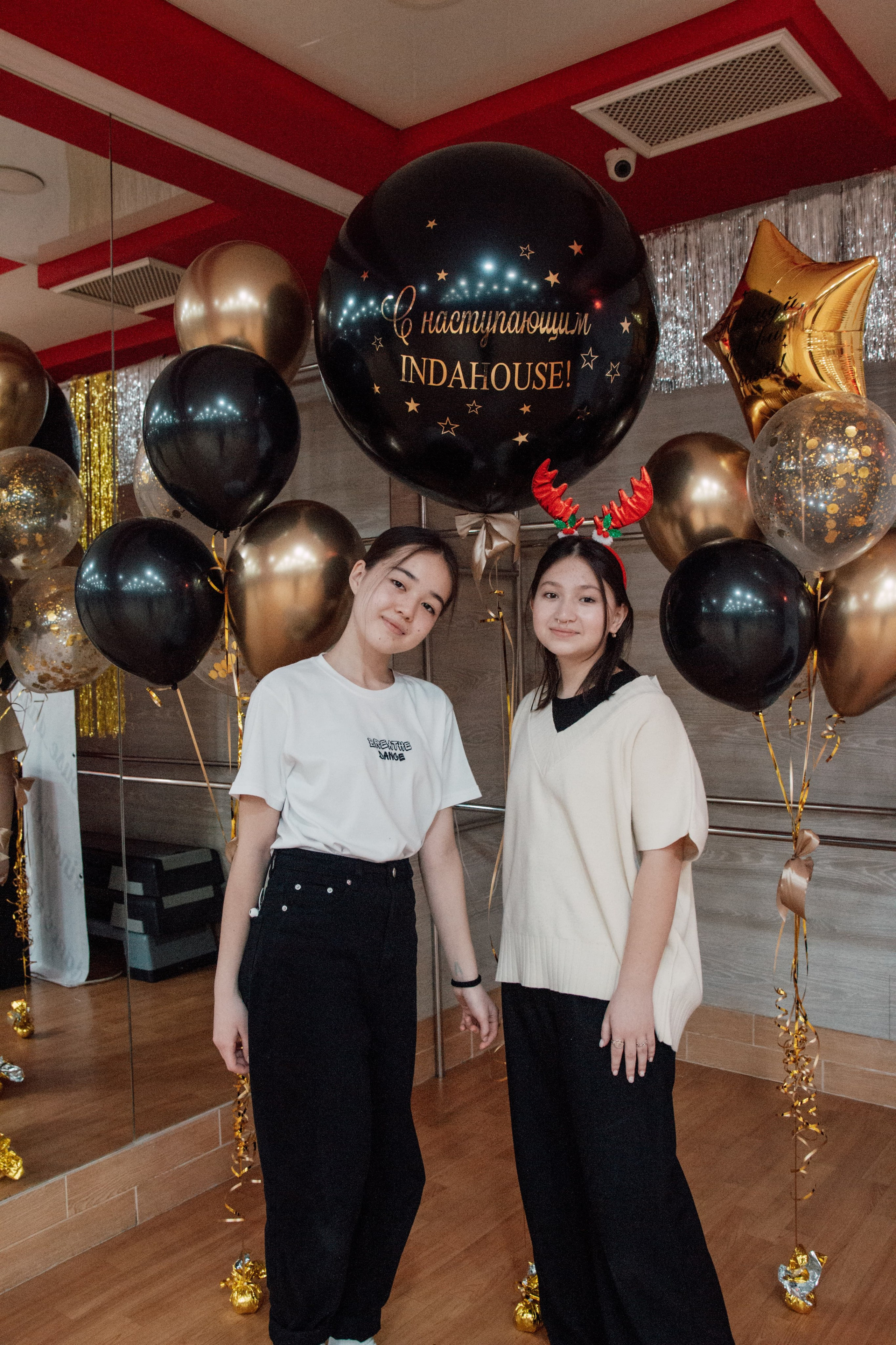 NEW YEAR INDAHOUSE | декабрь 2021. Фотограф Ева Ким
