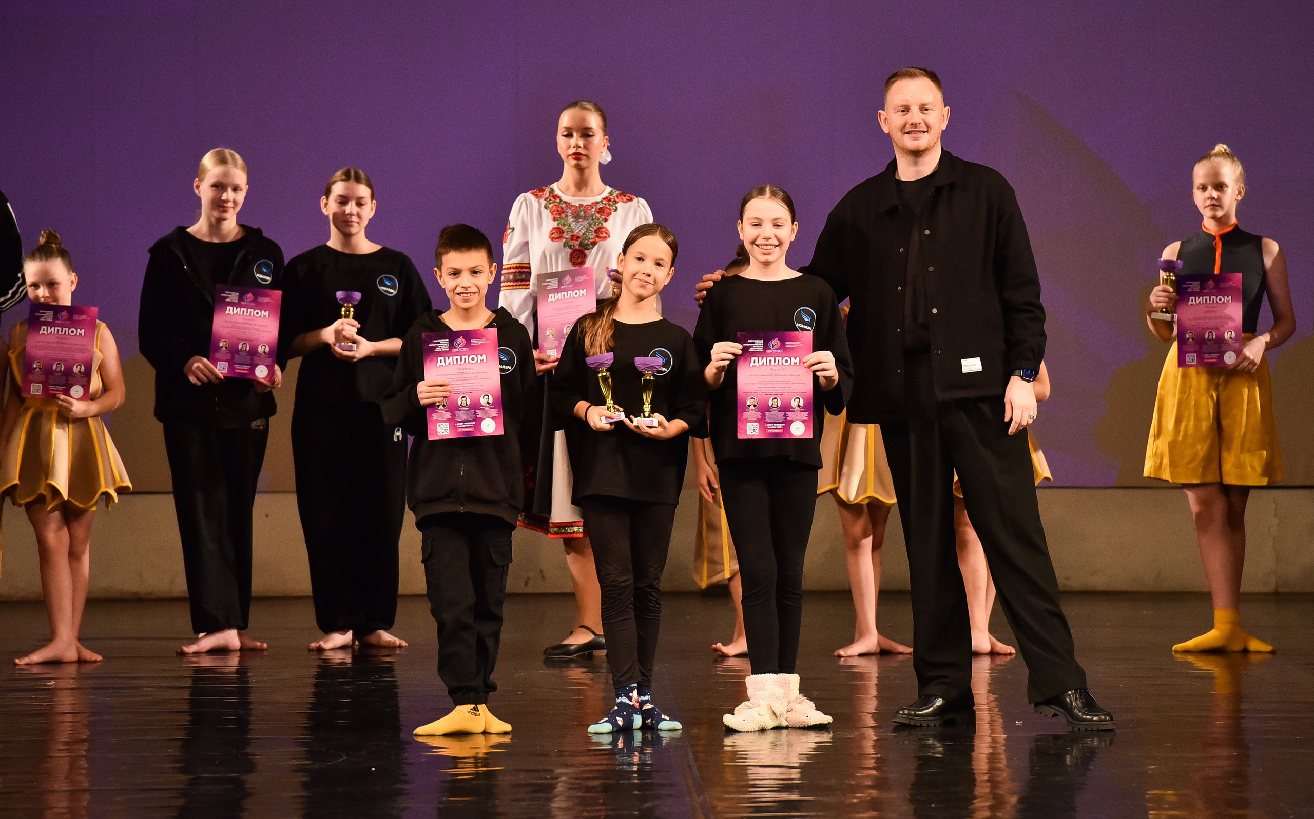 01.12.2024 Фестиваль хореографического искусства «АРТ-КОМПАС. СЕВЕРО-ЗАПАД» г. Спб. Медиастудия Фото Концепт